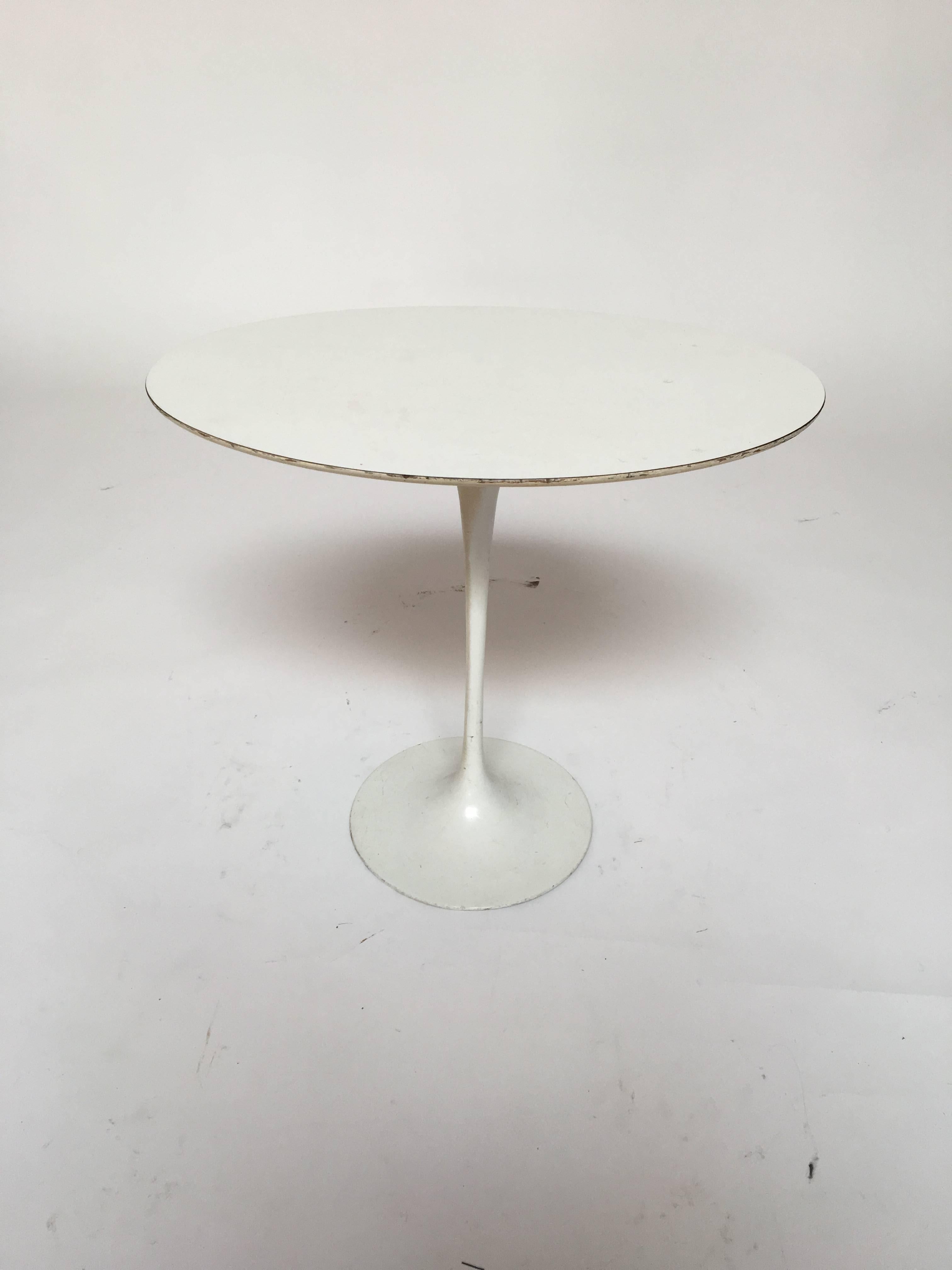 Vintage oval side table.