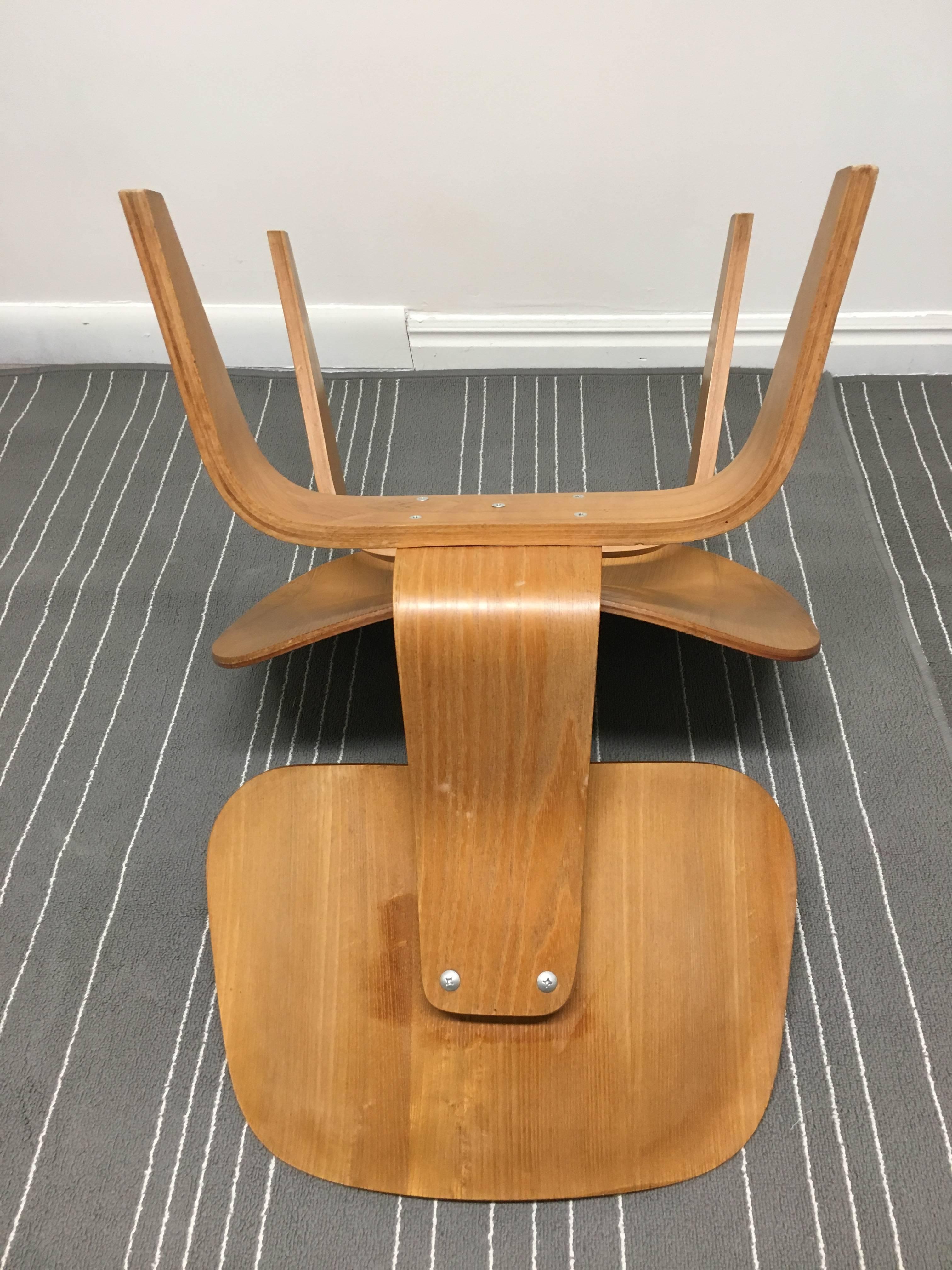 1947 Evans Production LCW by Eames for Herman Miller For Sale 1