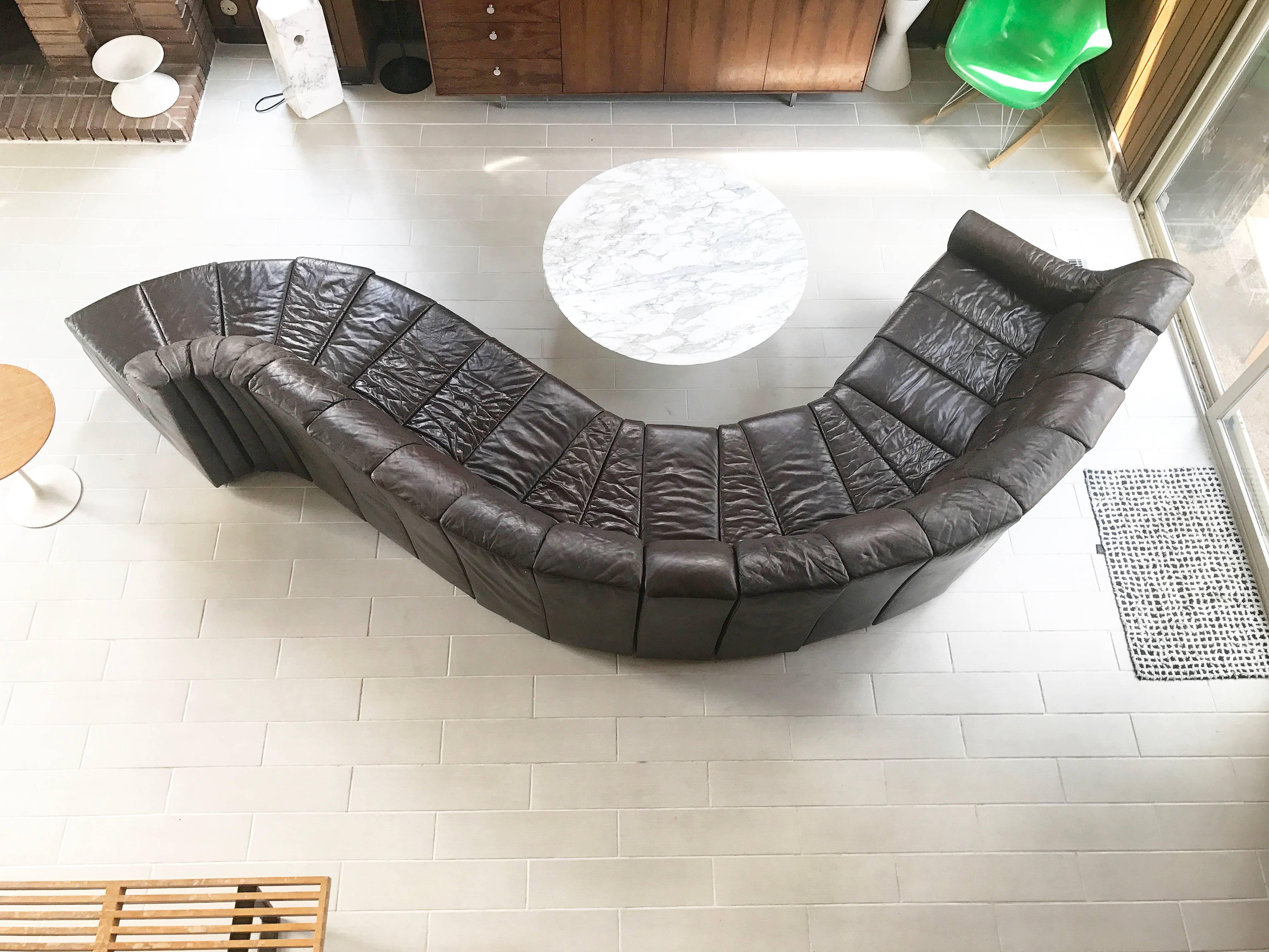 serpentine sectional sofa