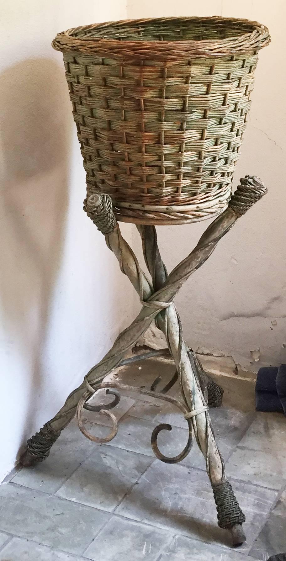 Victorian Wicker Pair of Garden Baskets on Tripodal Bases For Sale 2