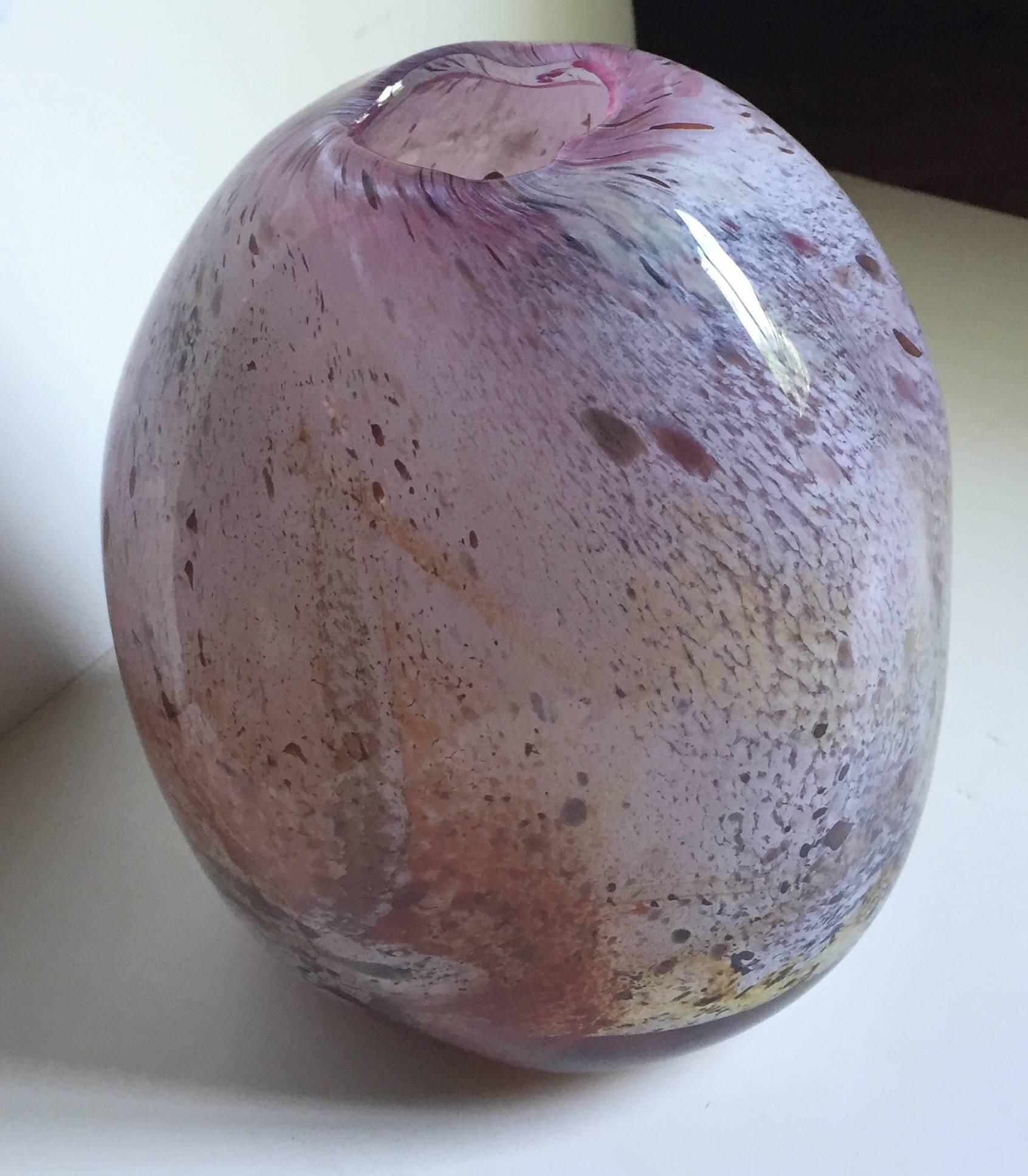 Fine Contemporary Studio Glass Vase In Excellent Condition In Brooklyn, NY