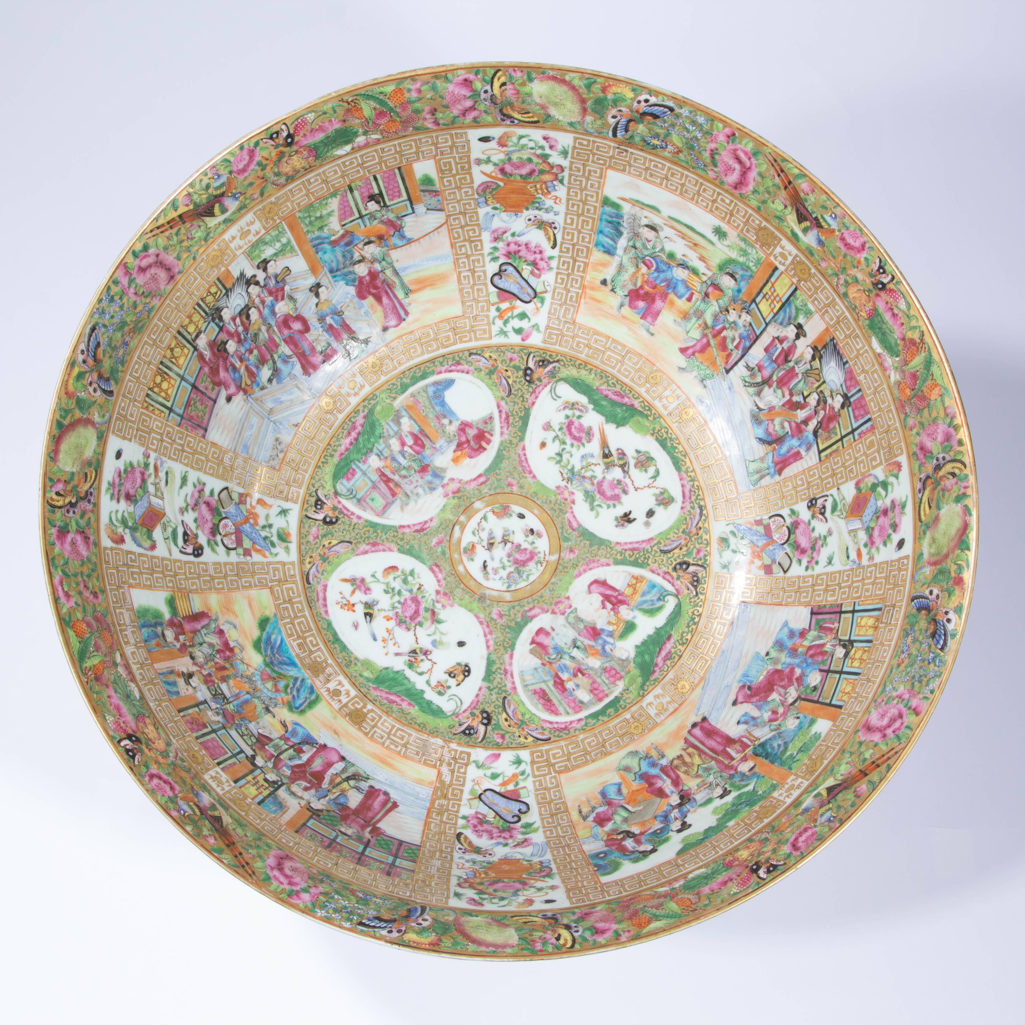 Chinese Export Porcelain Massive Rose Mandarin Punch Bowl For Sale 2