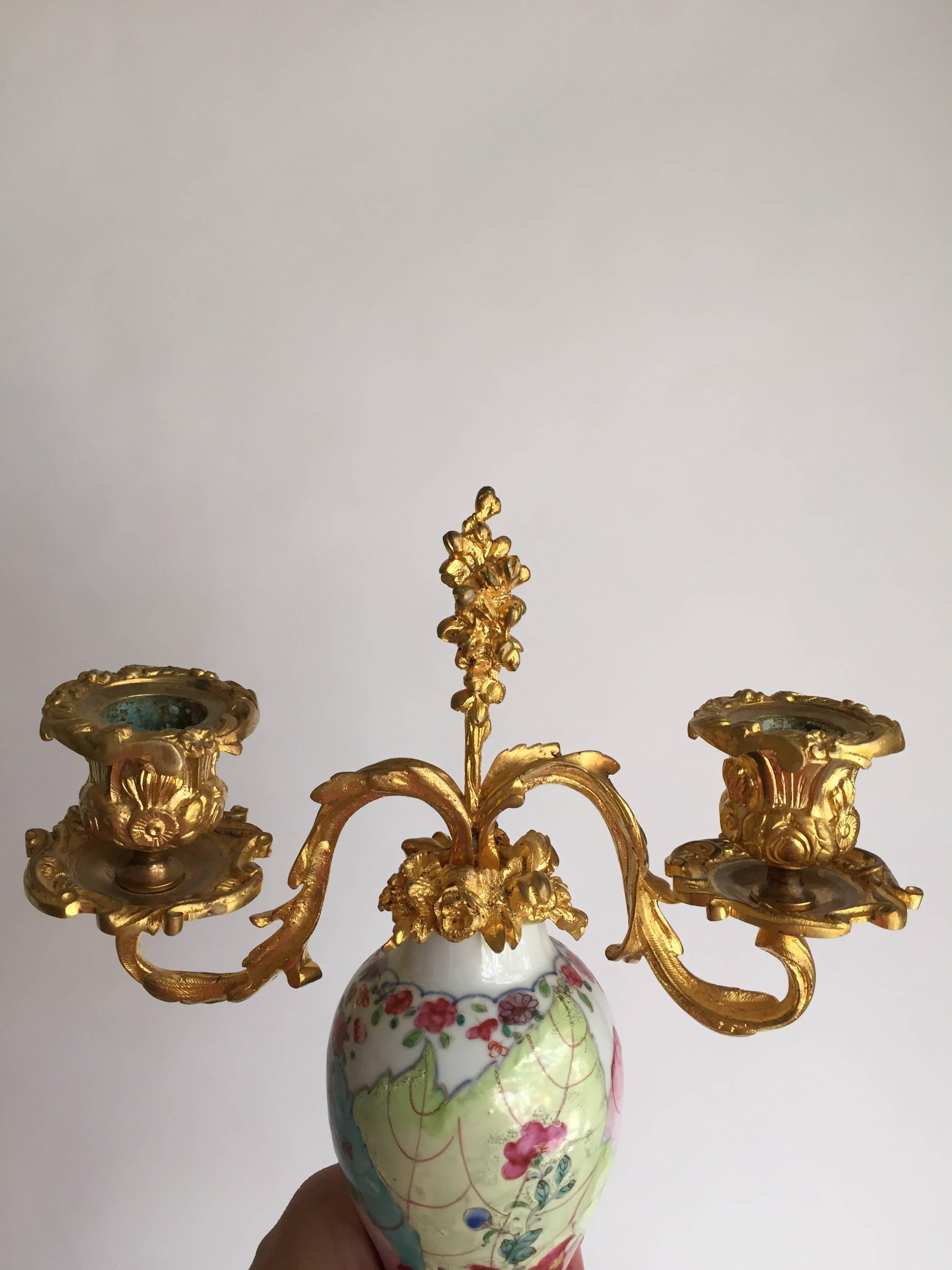 Enameled Chinese Export Porcelain and Ormolu-Mounted Two-Arm Candelabra For Sale