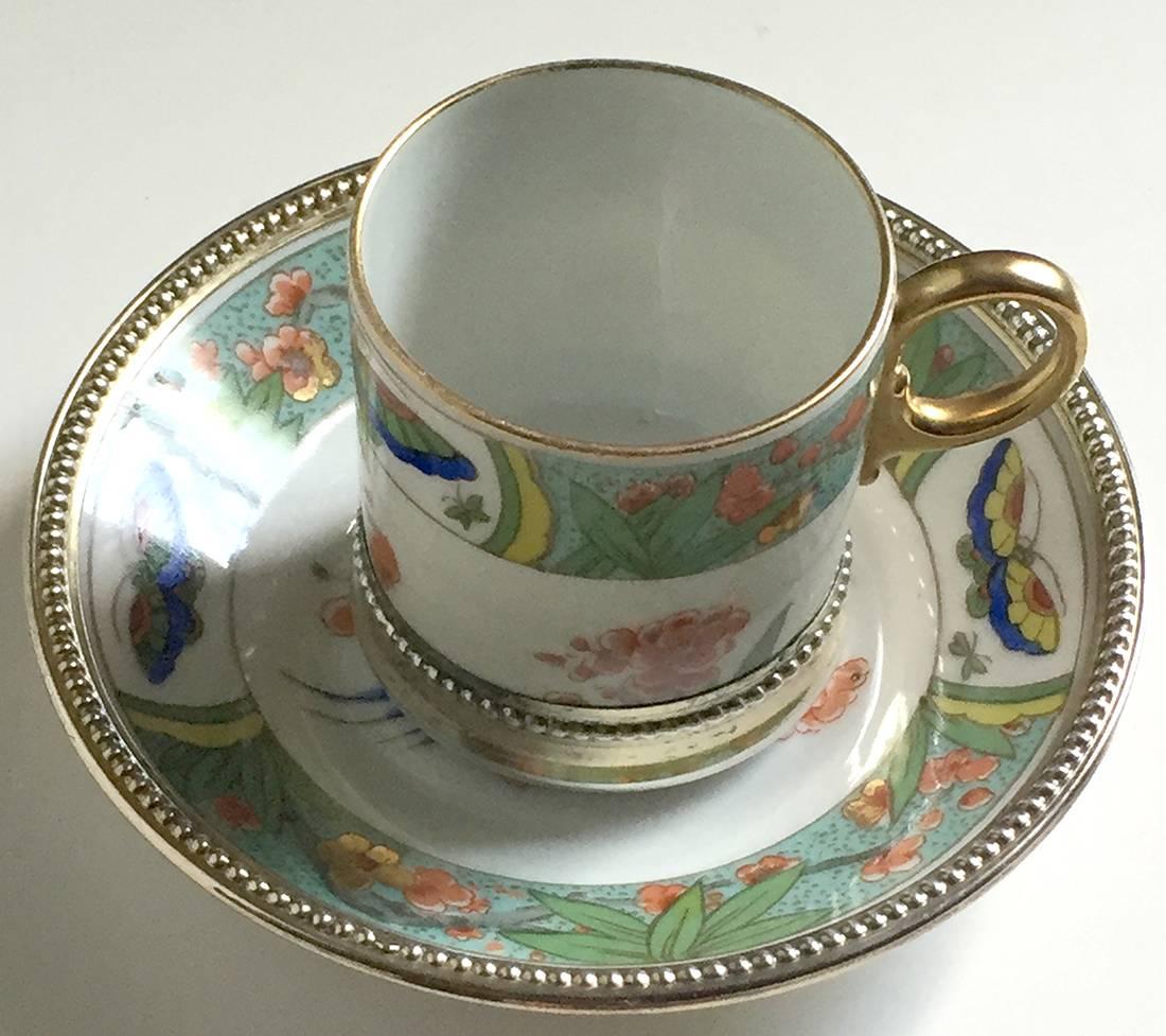Japonisme French Silver Mounted Porcelain Kakiemon-Painted Cups and Saucer Sets