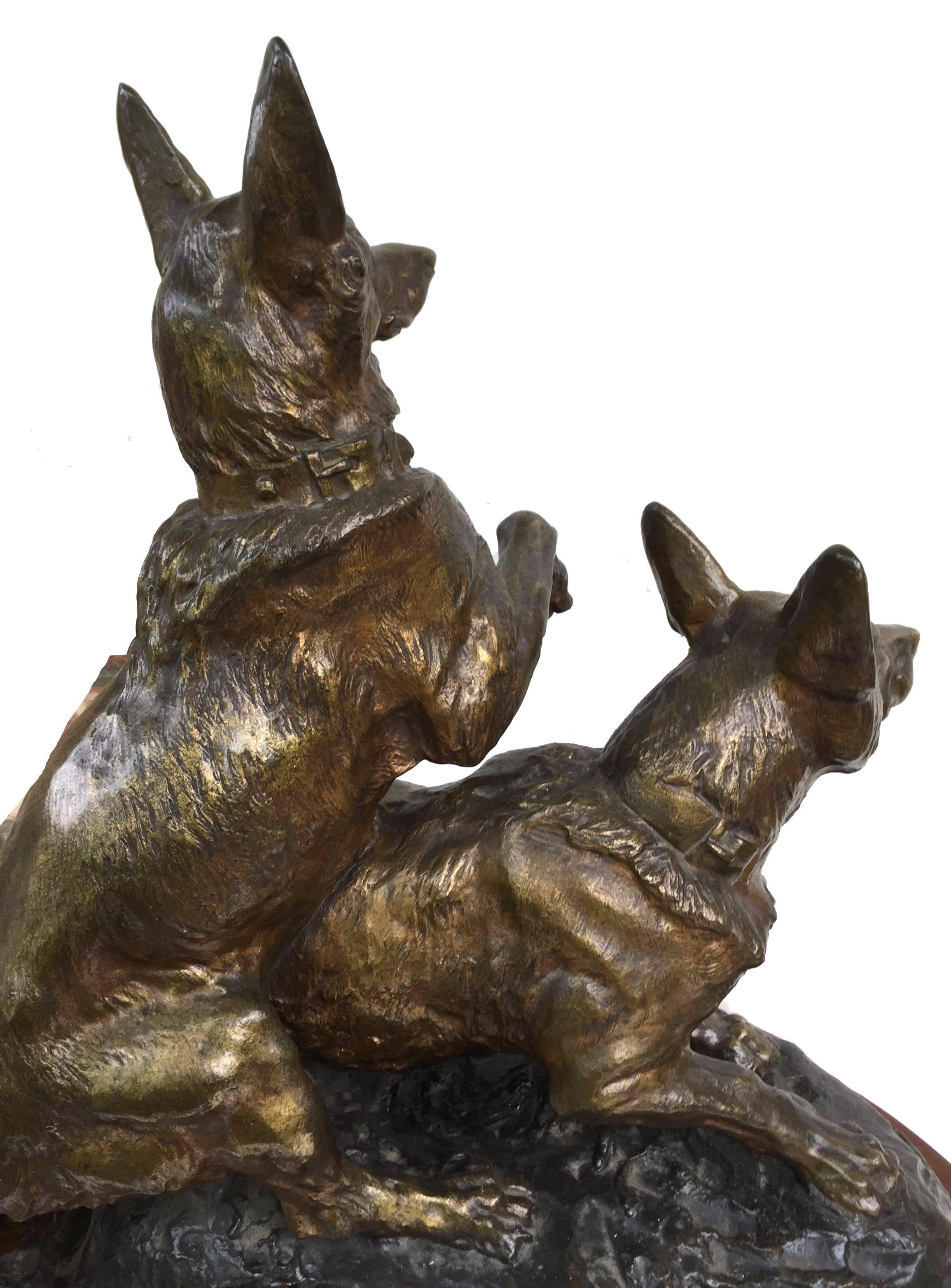French Thomas Francois Cartier Bronze Sculpture of Two Dogs In Good Condition For Sale In Brooklyn, NY