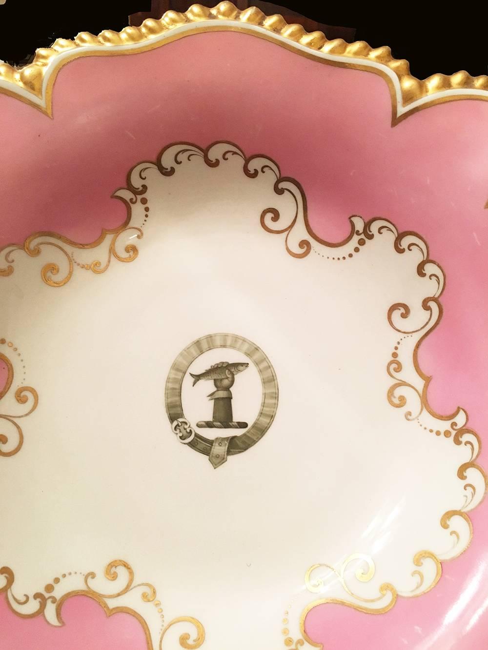 Enameled English Regency Period Flight Barr Barr Worcester Porcelain Comport with Crest For Sale