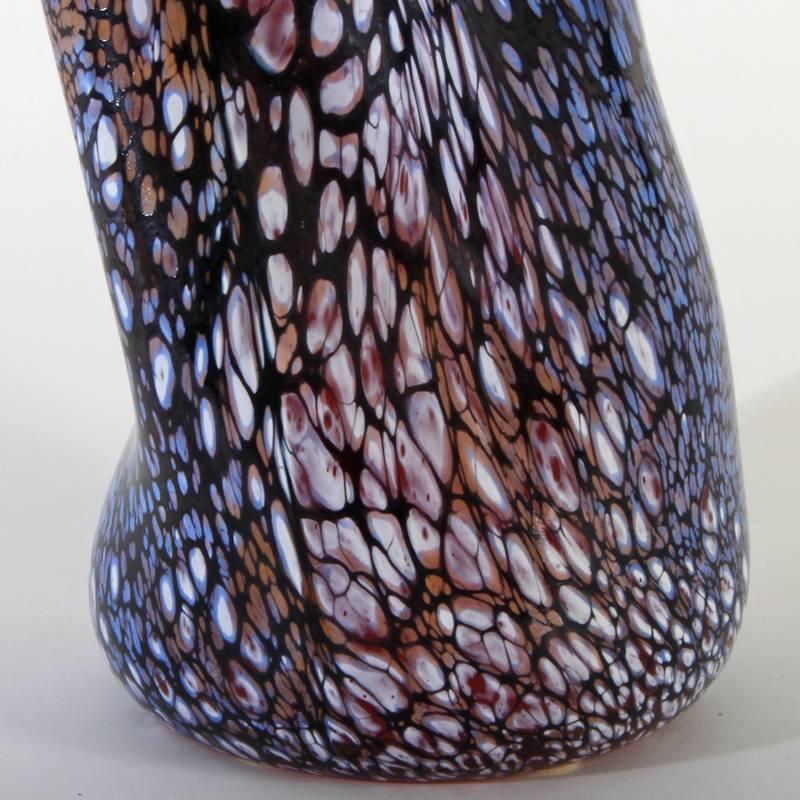 Ho¨he / Tiefe circa: 22 cm.

For 40 years philabaum glass has been a presence in the art scene of Downtown Tucson. The gallery features Philabaum’s work, as well as many of today’s best known artists from across the country. Located at five