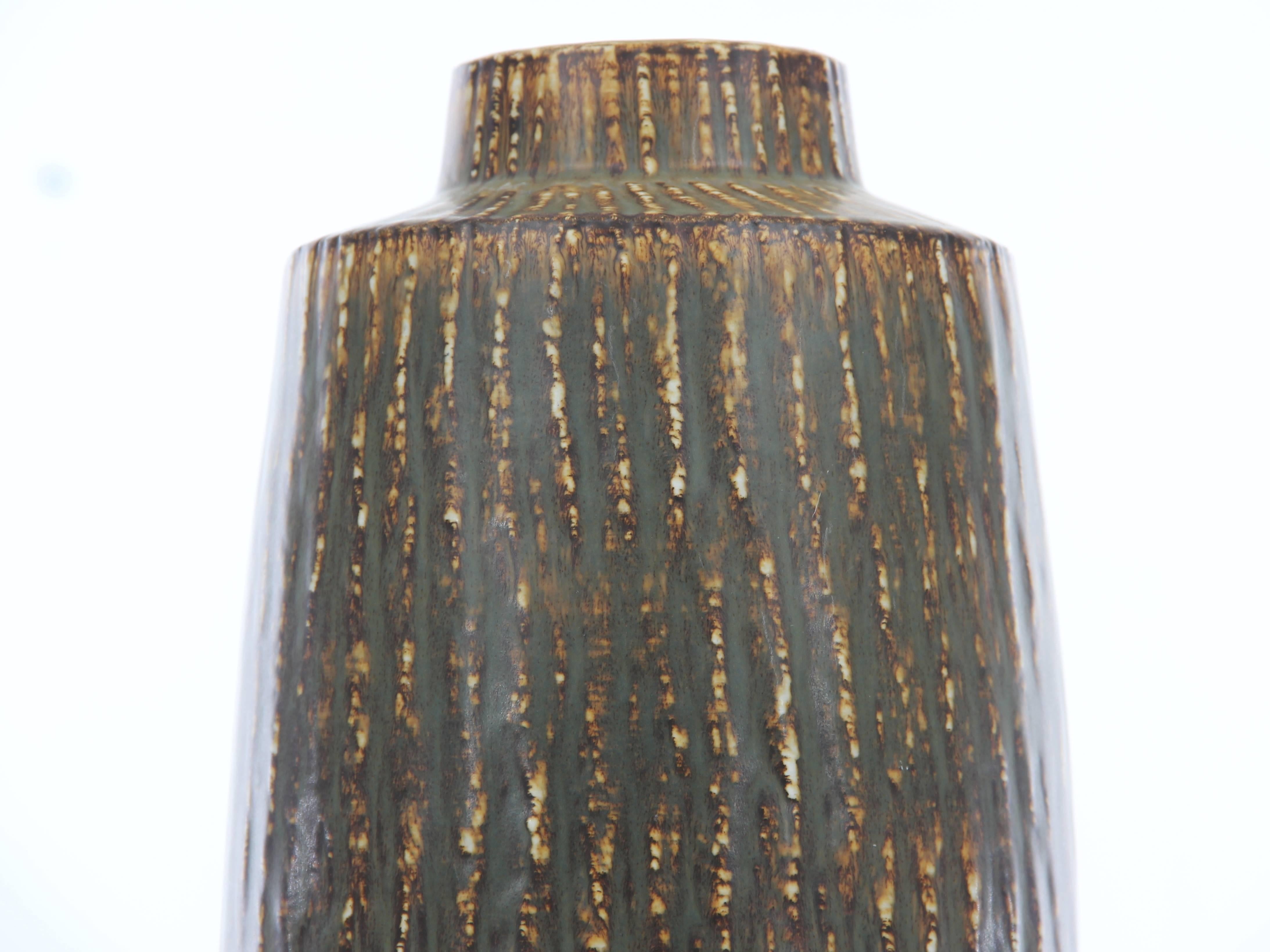 Metà XX secolo Vaso grande scandinavo moderno di metà secolo di Gunnar Nylund in vendita