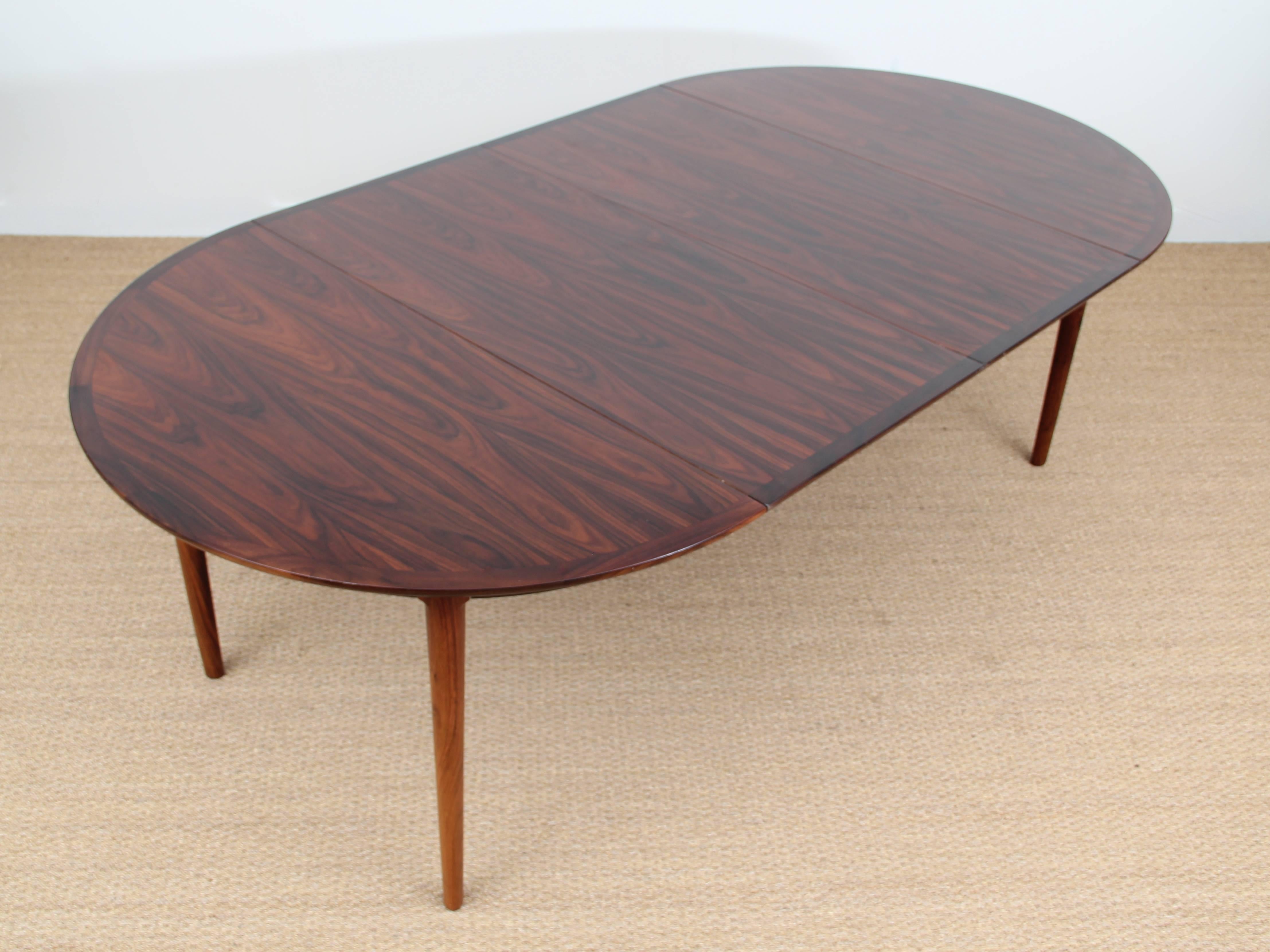 round danish dining table