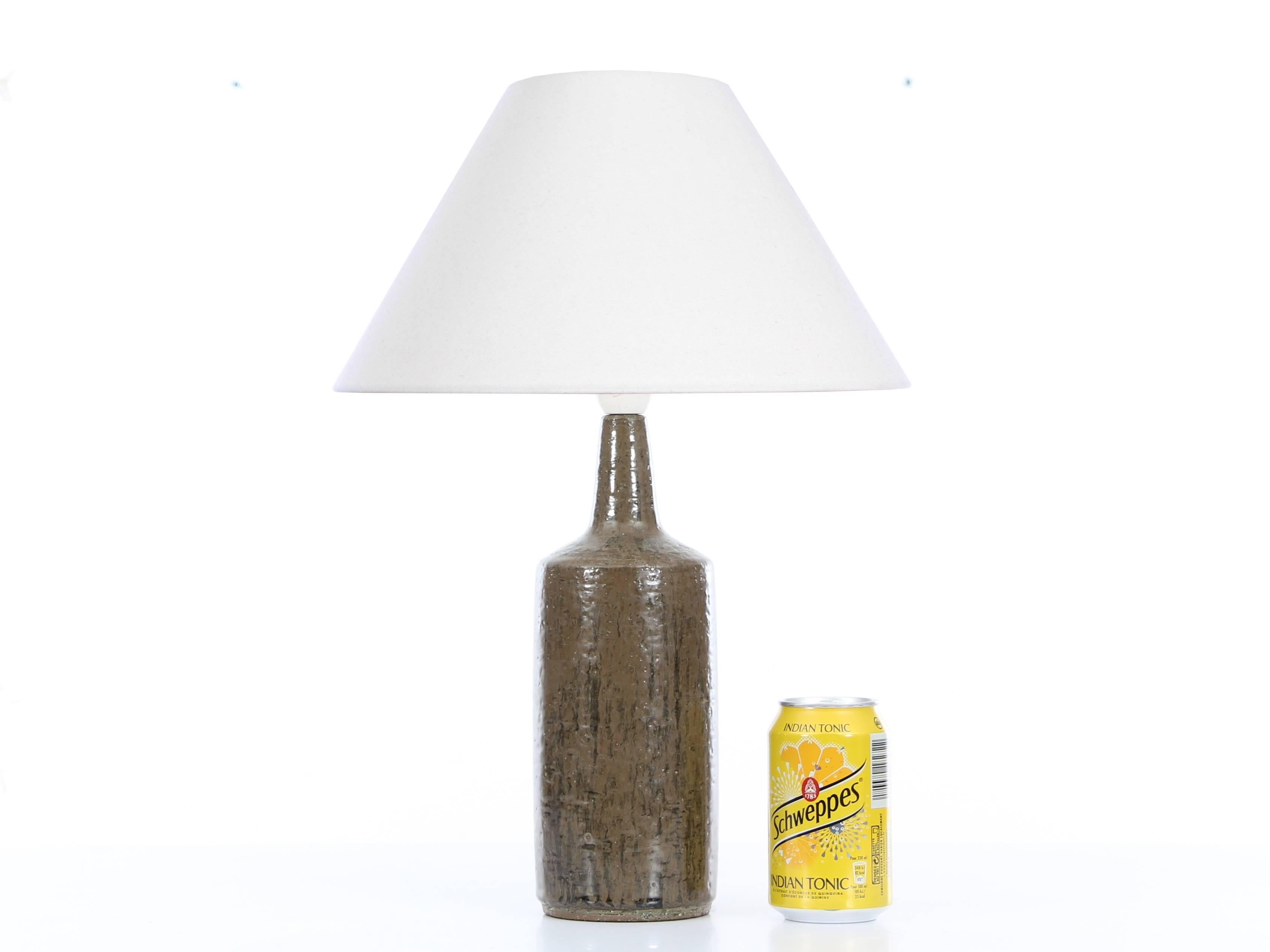Lampe en céramique marron de style mi-siècle moderne par Per et Annelise Linnemann Schmidt pour en vente 1