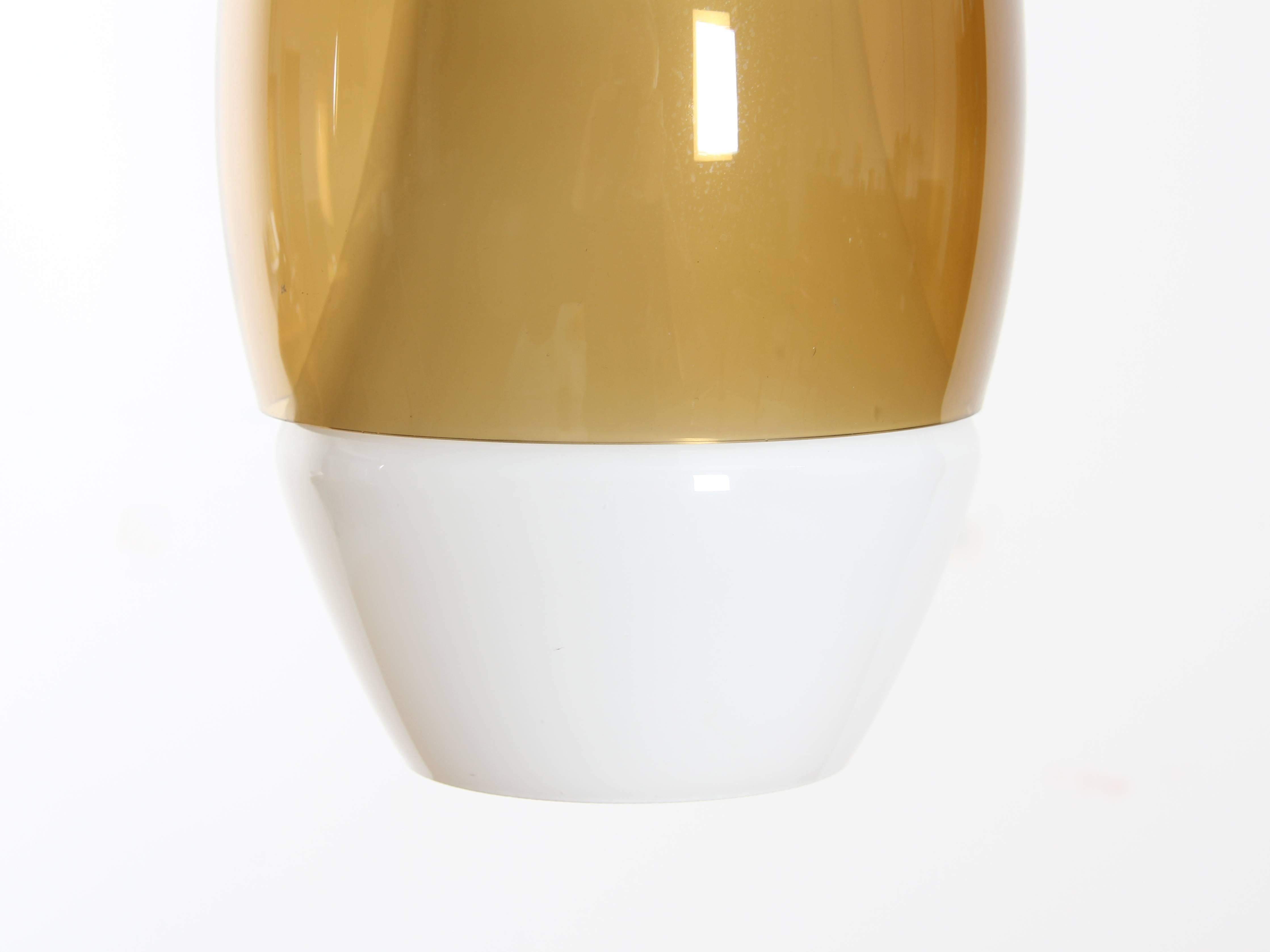 Danese Lampada da soffitto moderna danese in vetro e opale in vendita