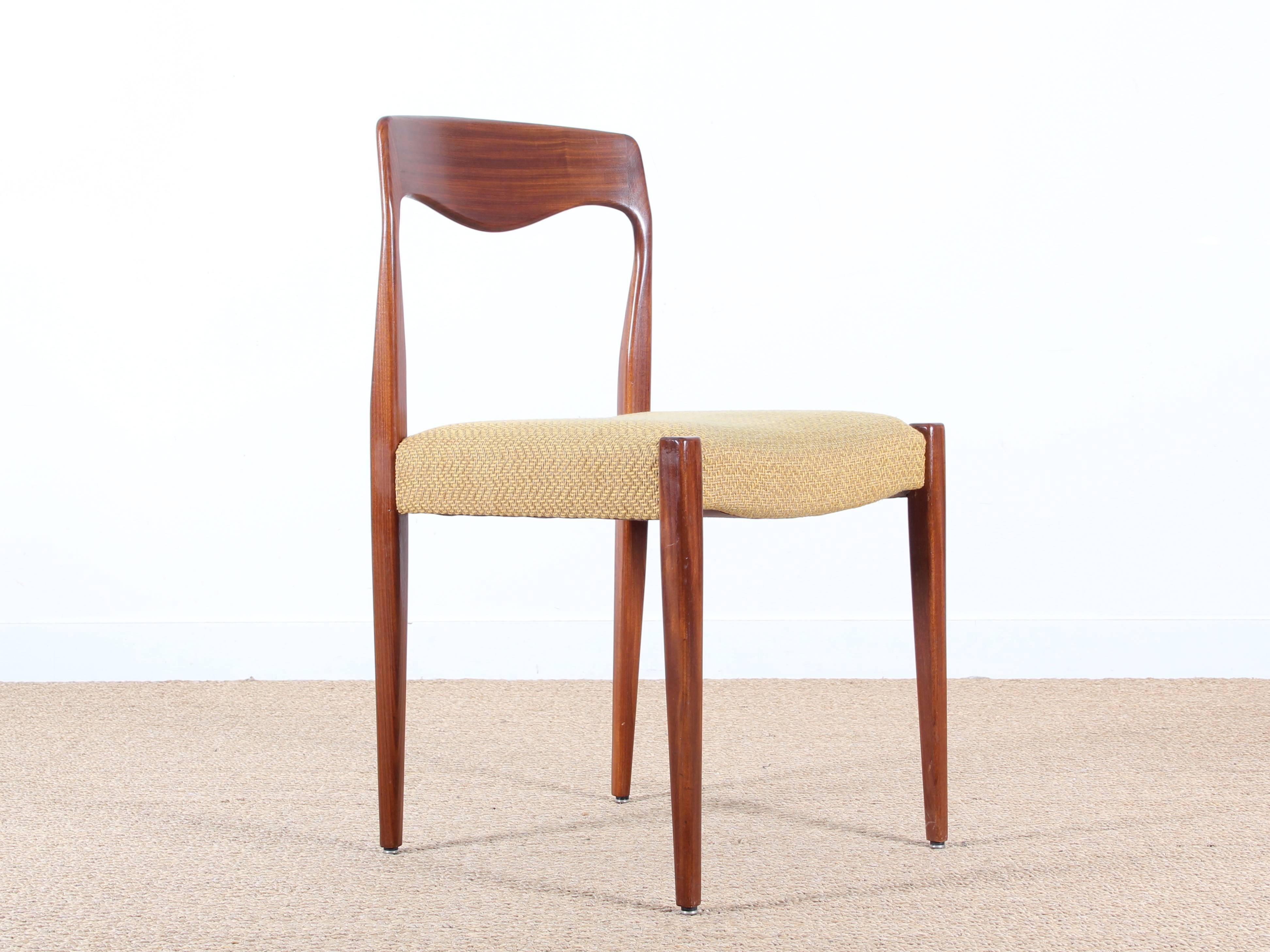 Set of Four Scandinavian Chairs in Teak with Pierre Frey Fabric In Excellent Condition In Courbevoie, FR