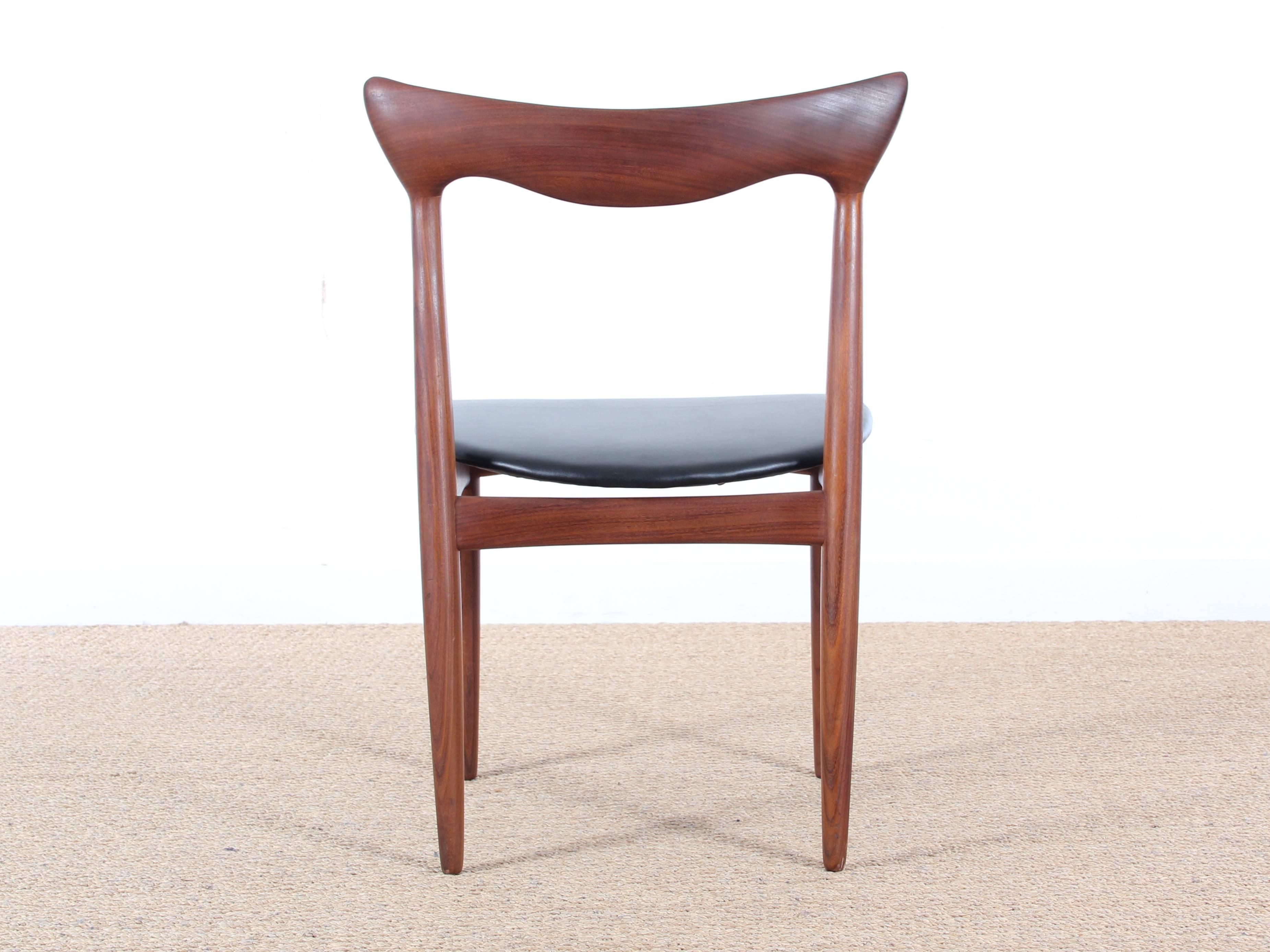 Set of Four Scandinavian Chairs in Teak Designed by Henry Walter Klein For Sale 1