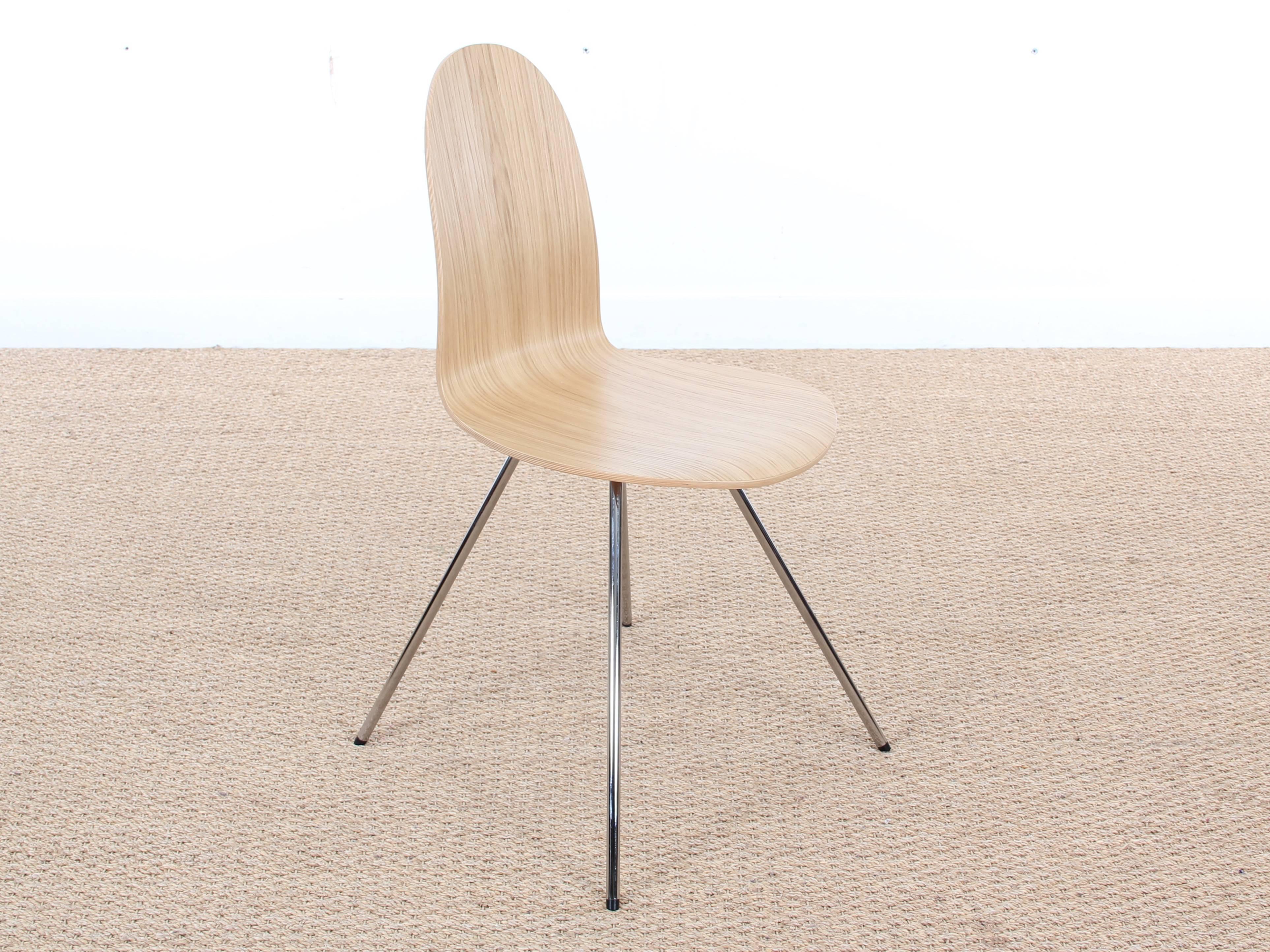 Tongue-Stuhl aus Esche von Arne Jacobsen, neu erschienen im Zustand „Hervorragend“ im Angebot in Courbevoie, FR