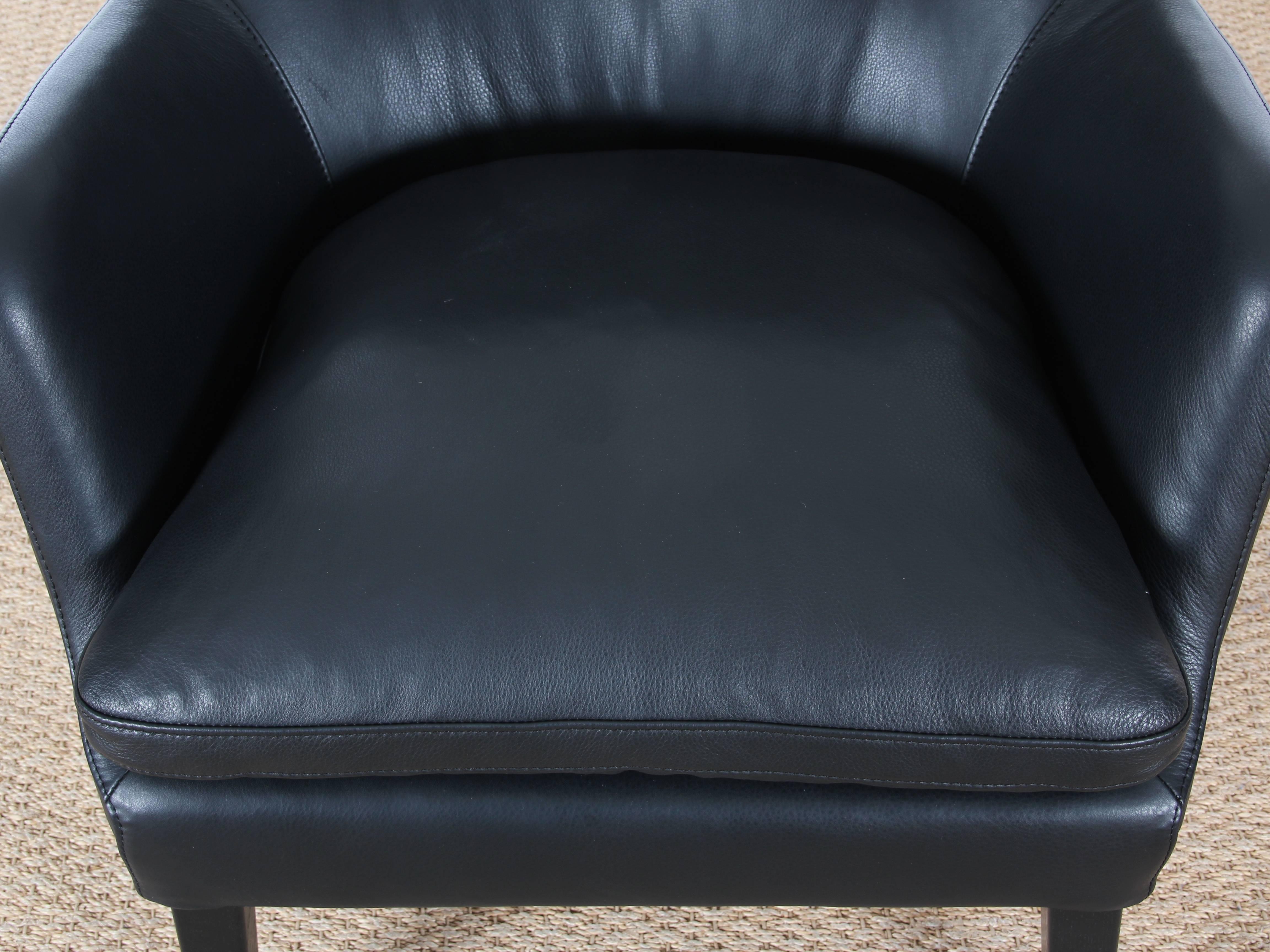 Leather Mid-Century Modern Scandinavian Lounge Chair by Arne Vodder AV 53 New Release For Sale