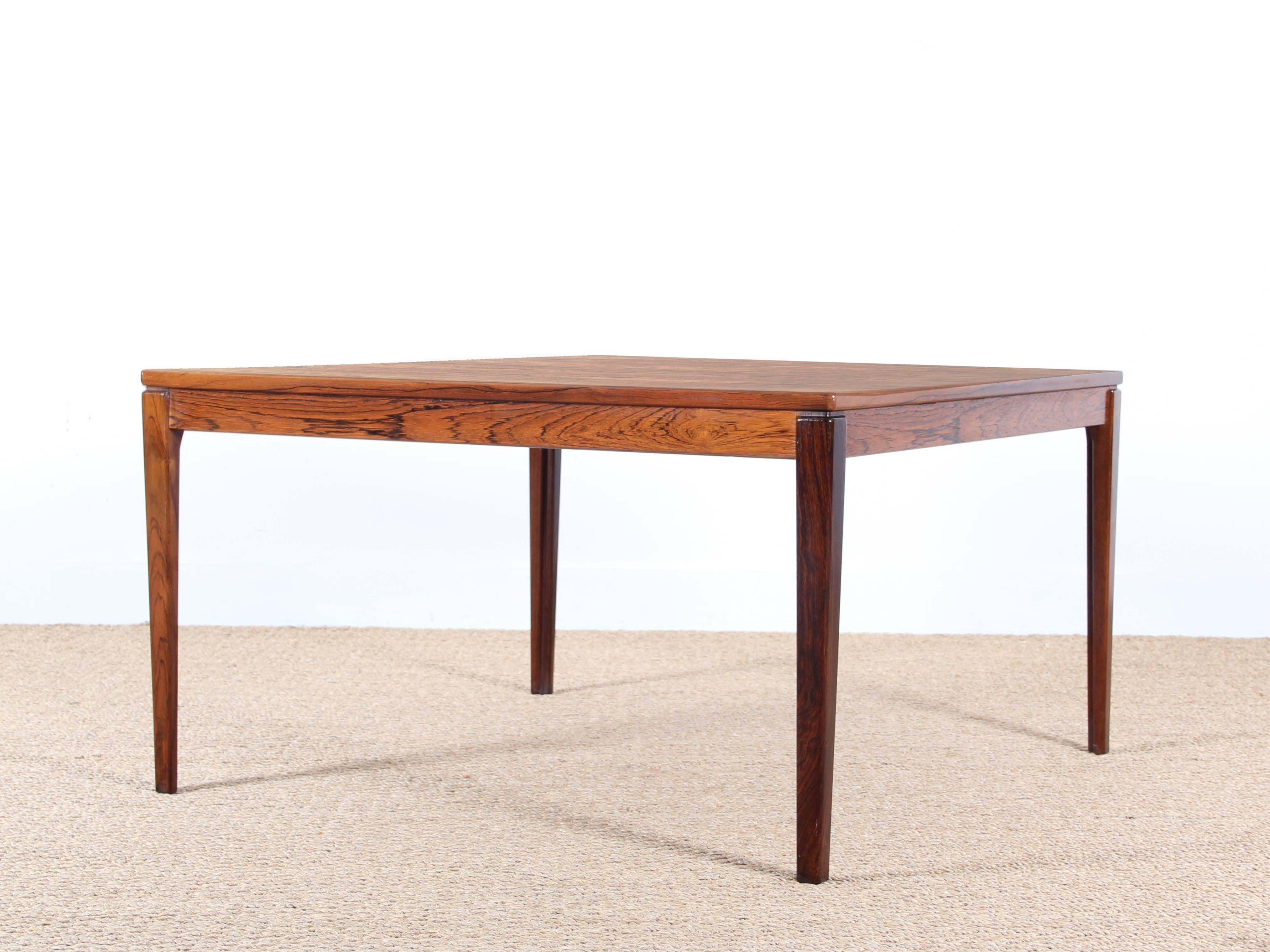 Scandinavian square coffee table in rosewood. Beautiful veining. Excellent original condition. Some scratches invisible superficial use photo.