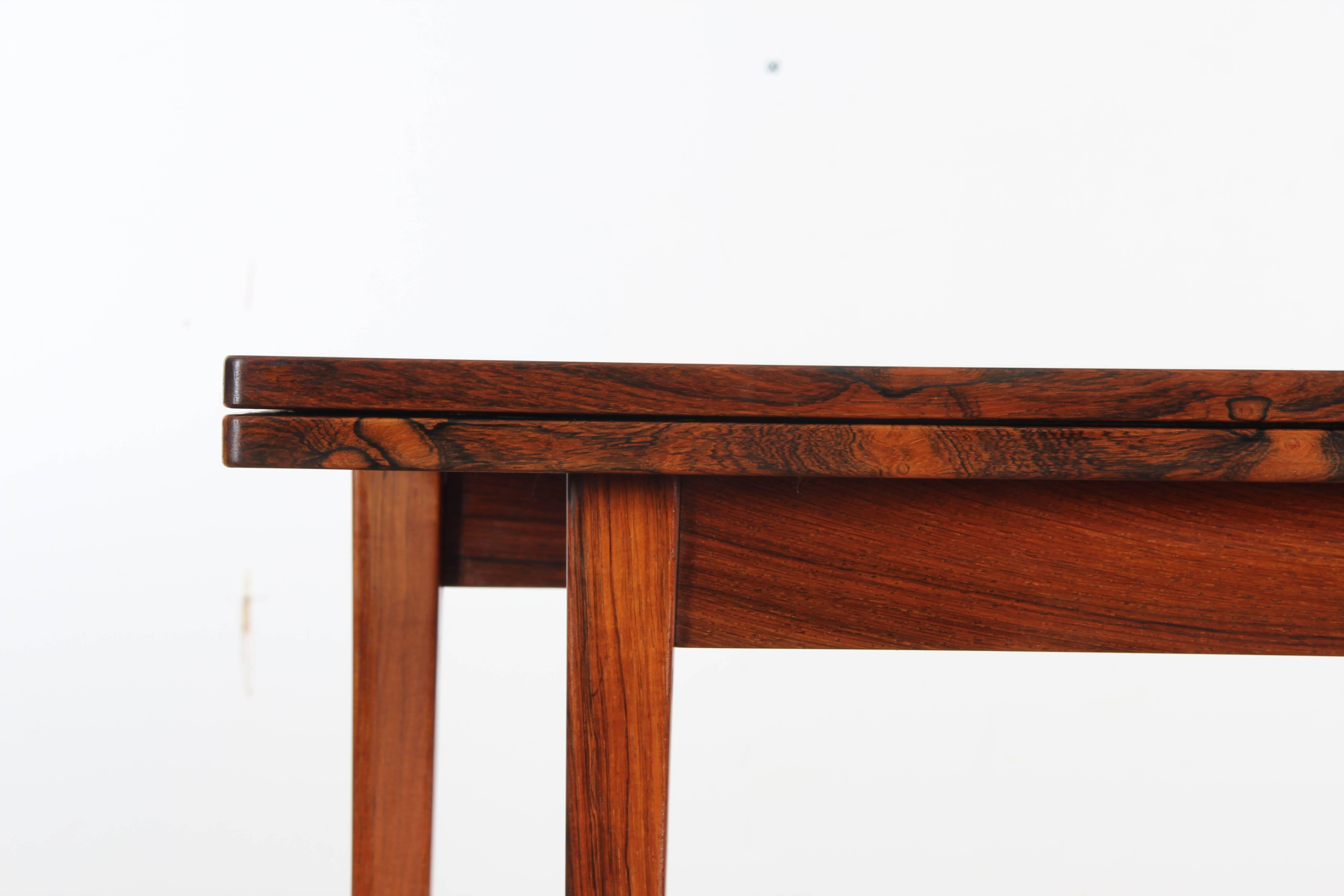 Mid-Century Modern Console Table in Rosewood 4