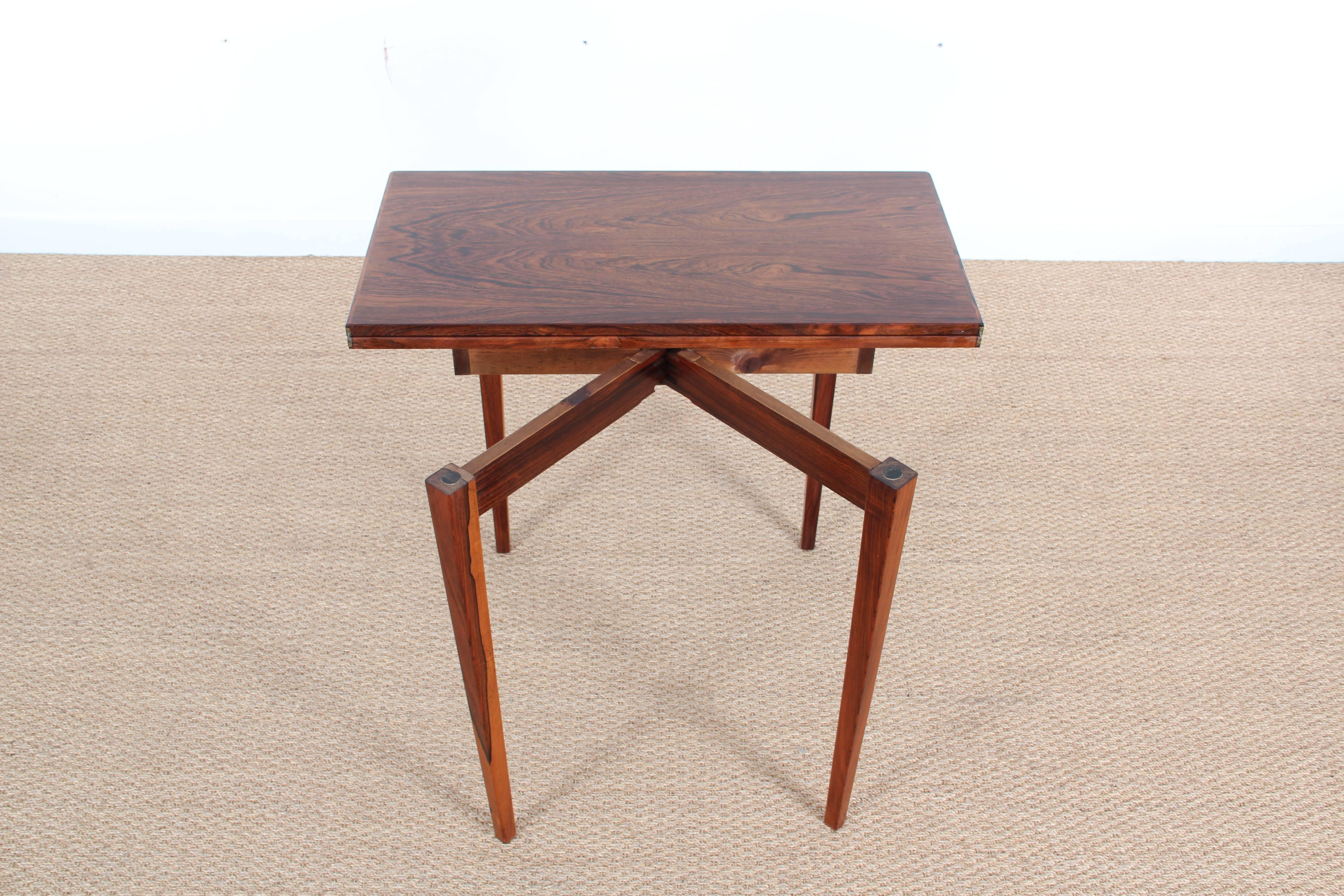 Mid-Century Modern Console Table in Rosewood In Excellent Condition In Courbevoie, FR
