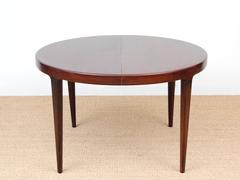 Scandinavian Round Dining Table in Rosewood