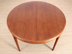 Mid-Modern Dansih Round Dining Table in Teak
