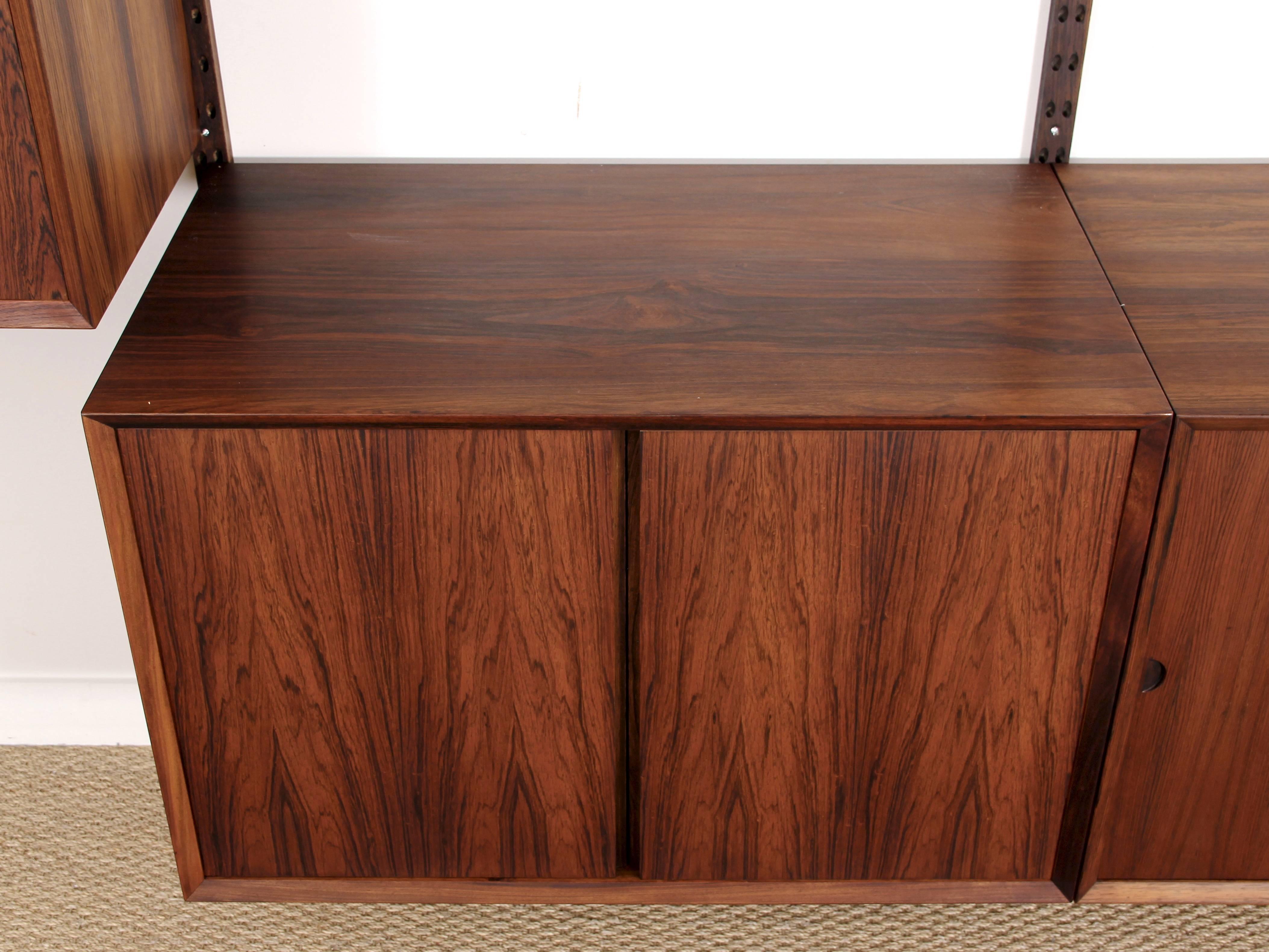 Mid-Century Modern Scandinavian Wall System Cado in Rio Rosewood In Excellent Condition In Courbevoie, FR