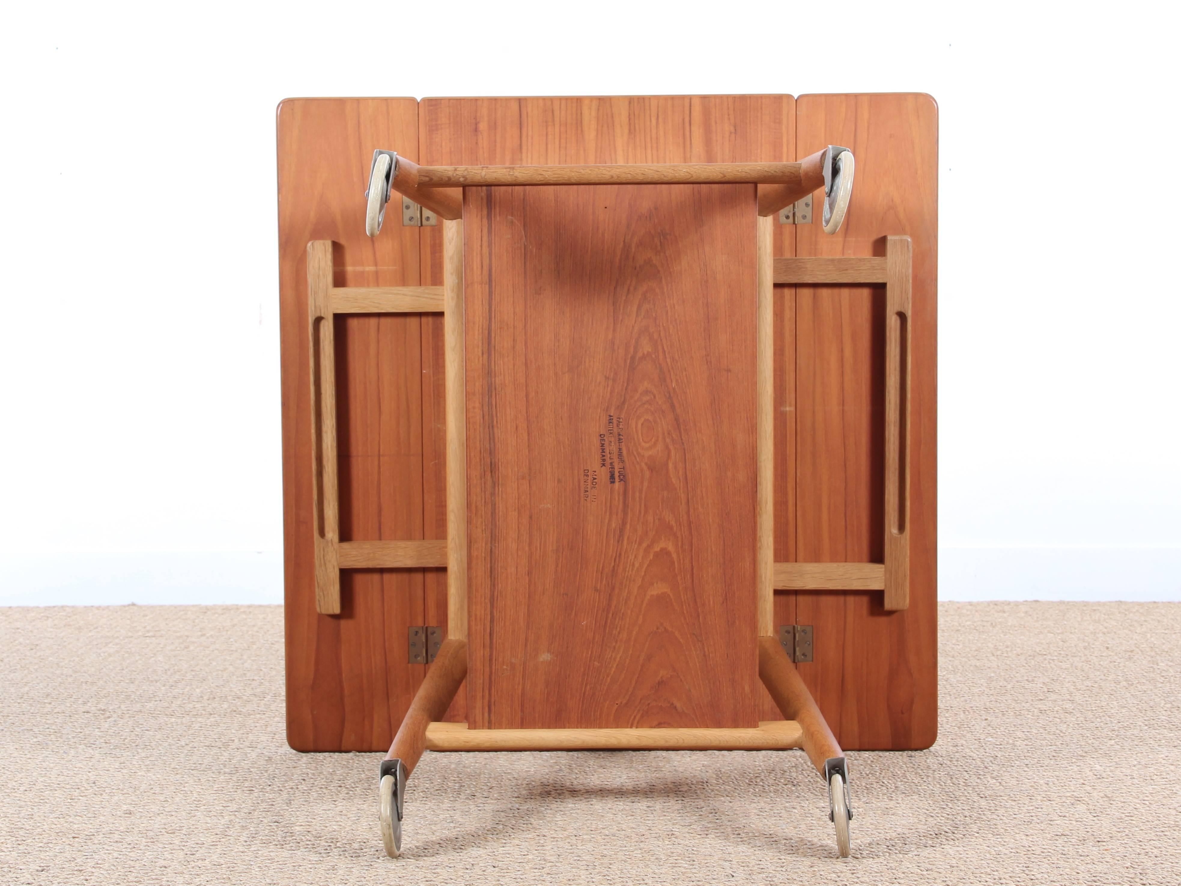 Oak Mid-Century Modern Danish Occasional Table by Hans Wegner For Sale