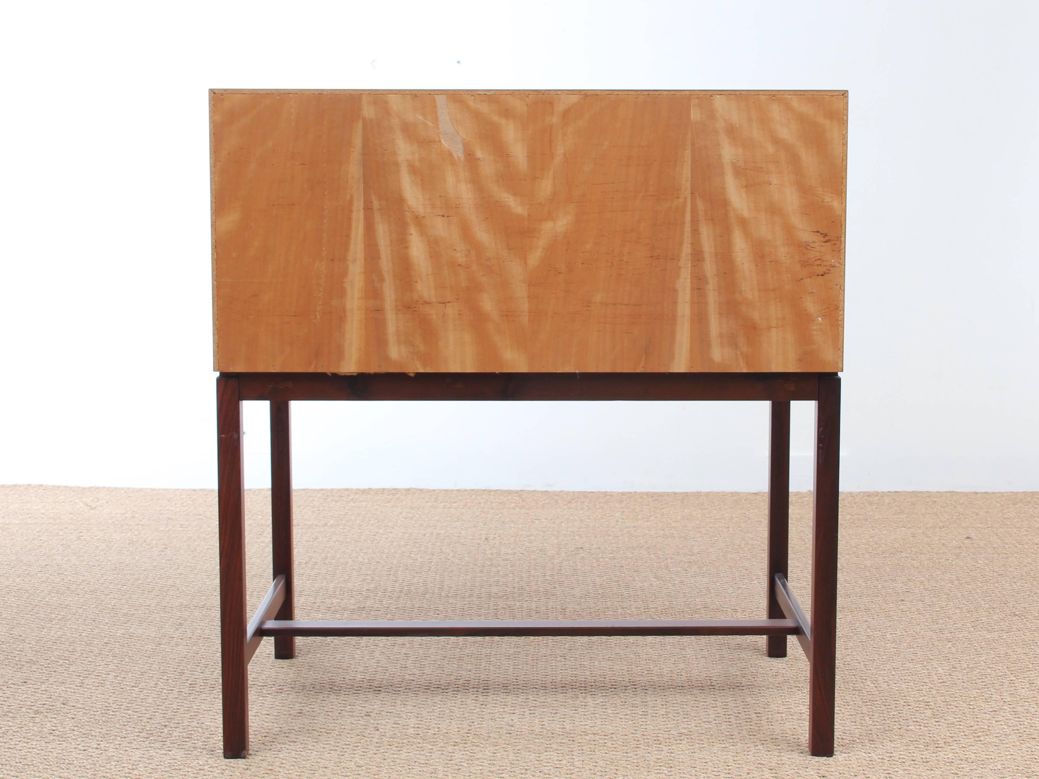 Secrétaire scandinave moderne du milieu du siècle en bois de rose de Rio par Dyrlund Excellent état - En vente à Courbevoie, FR