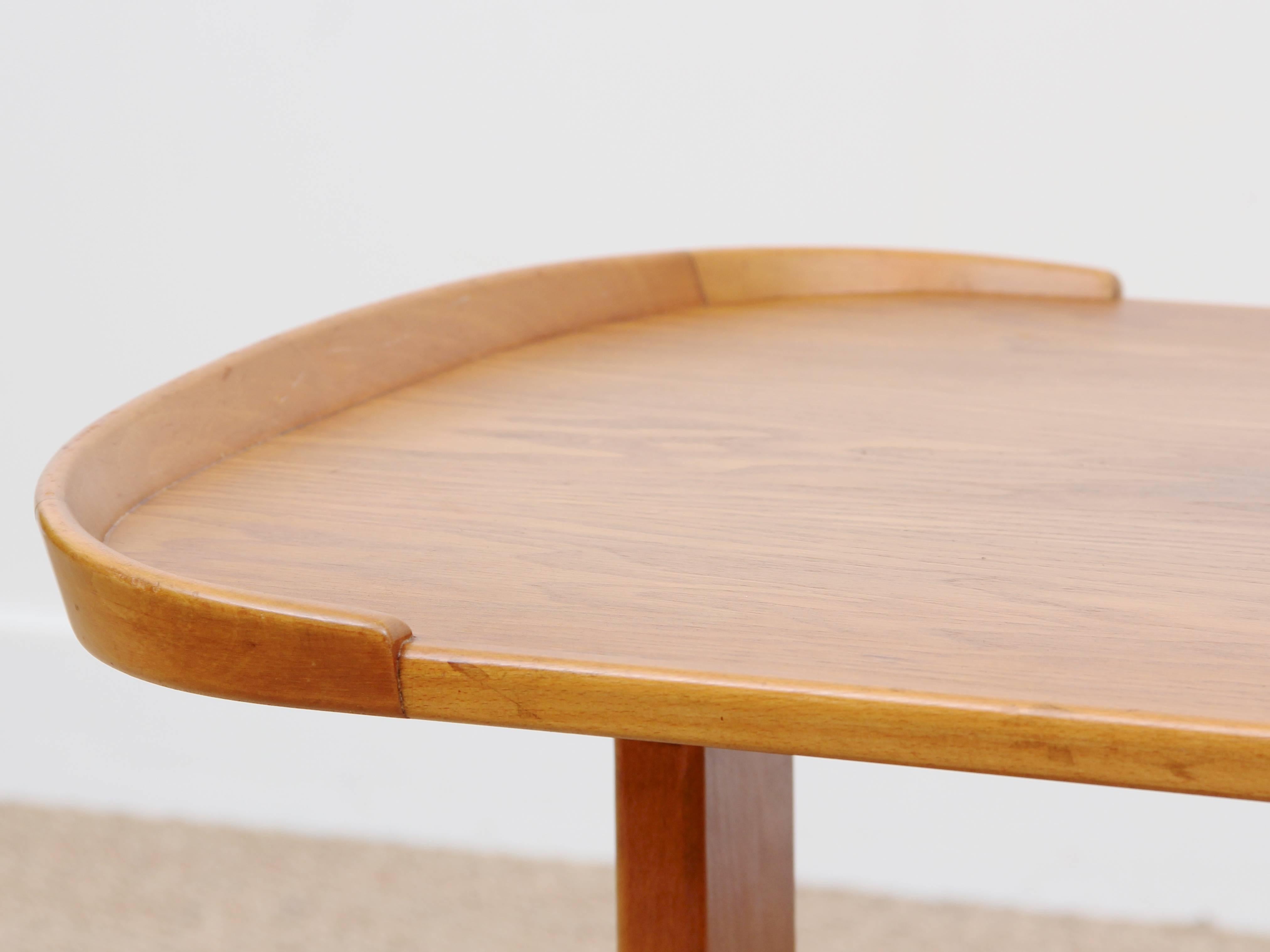 Mid-Century Modern Coffee Table in Beech and Elm 2