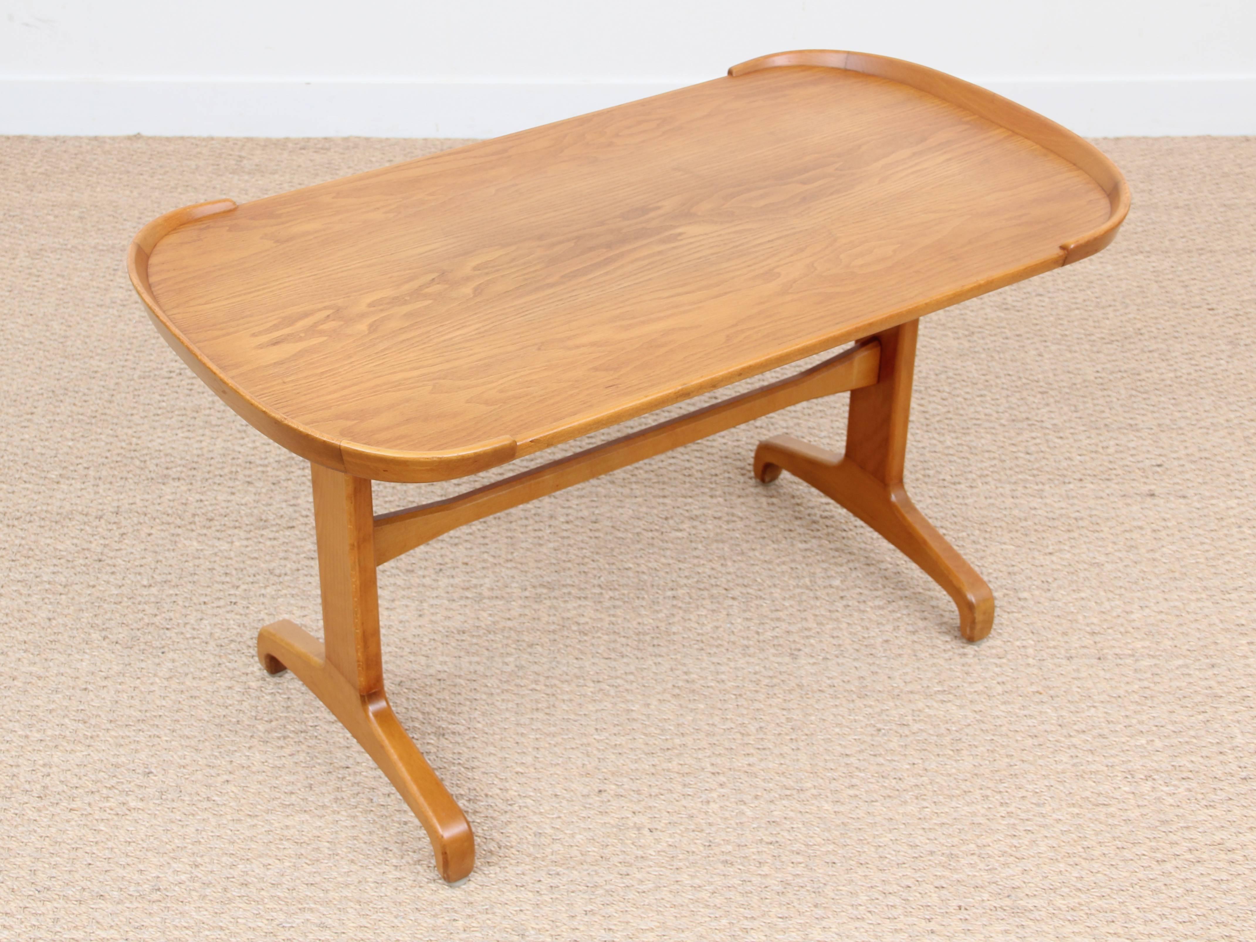 Mid-Century Modern Coffee Table in Beech and Elm In Excellent Condition In Courbevoie, FR