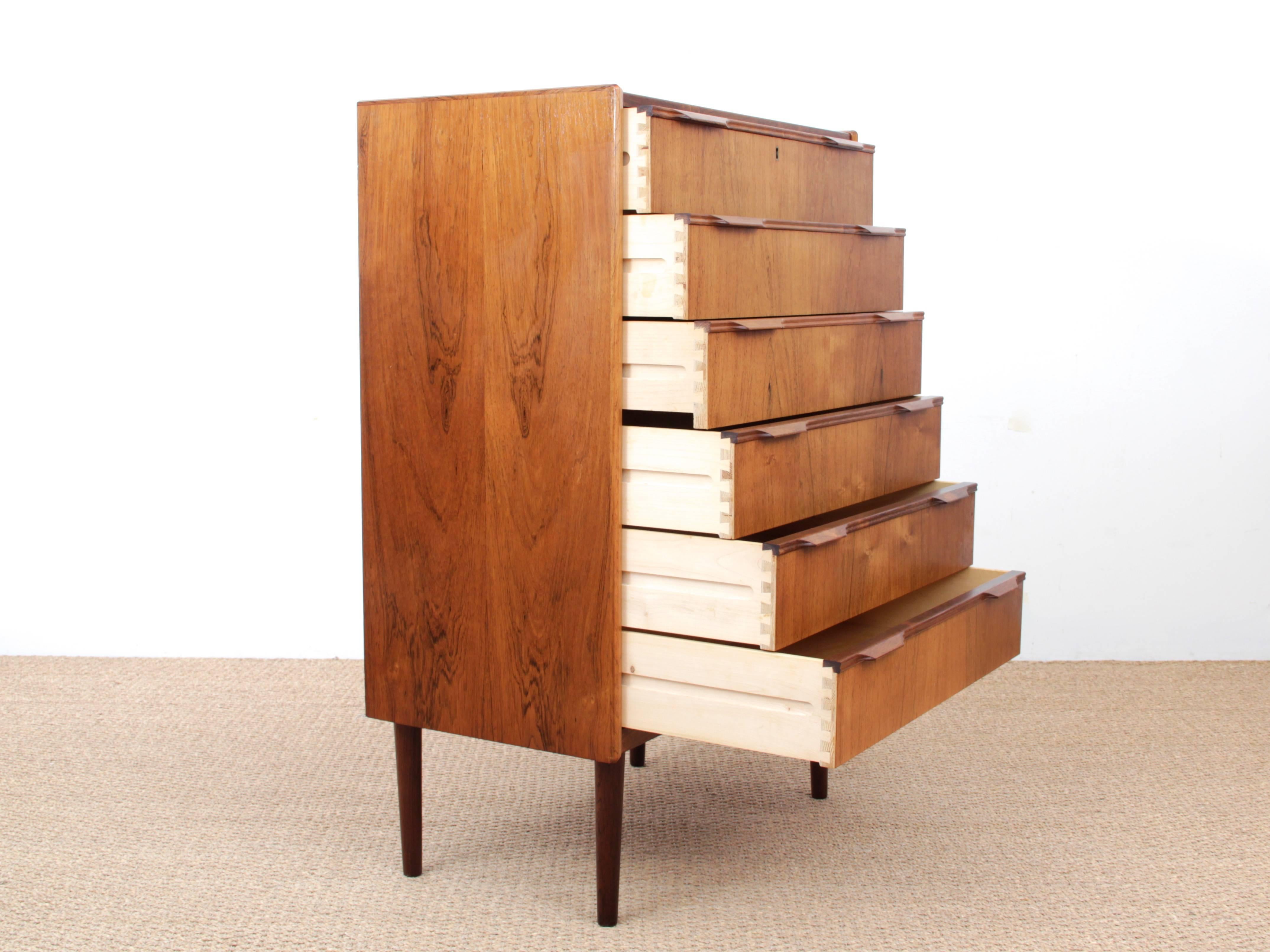 Mid-20th Century Mid-Century Modern Scandinavian Chest of Drawer in Rosewood
