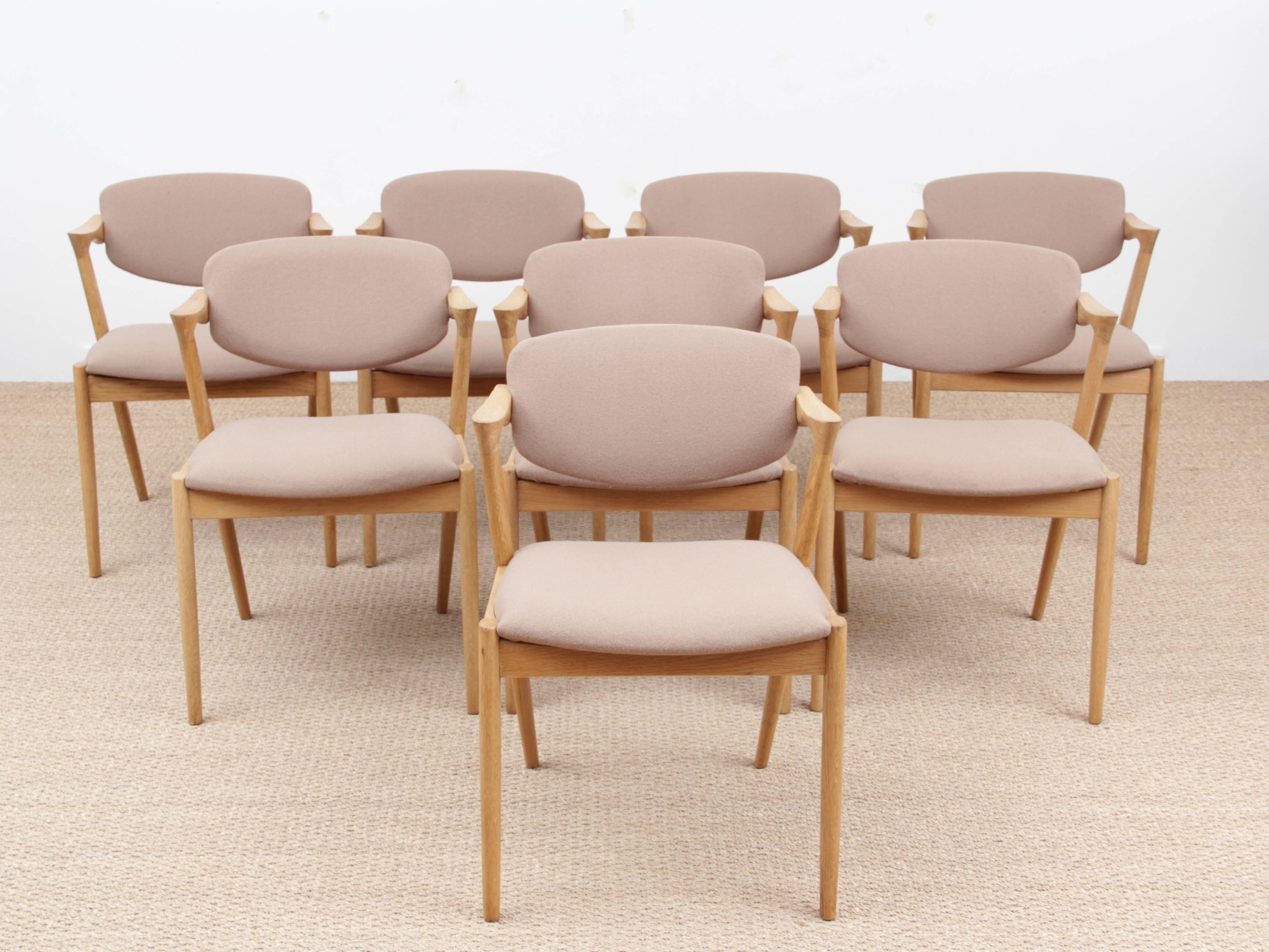 Midcentury Danish Set of Eight Kai Kristiansen Oak Chairs, Model 42 5