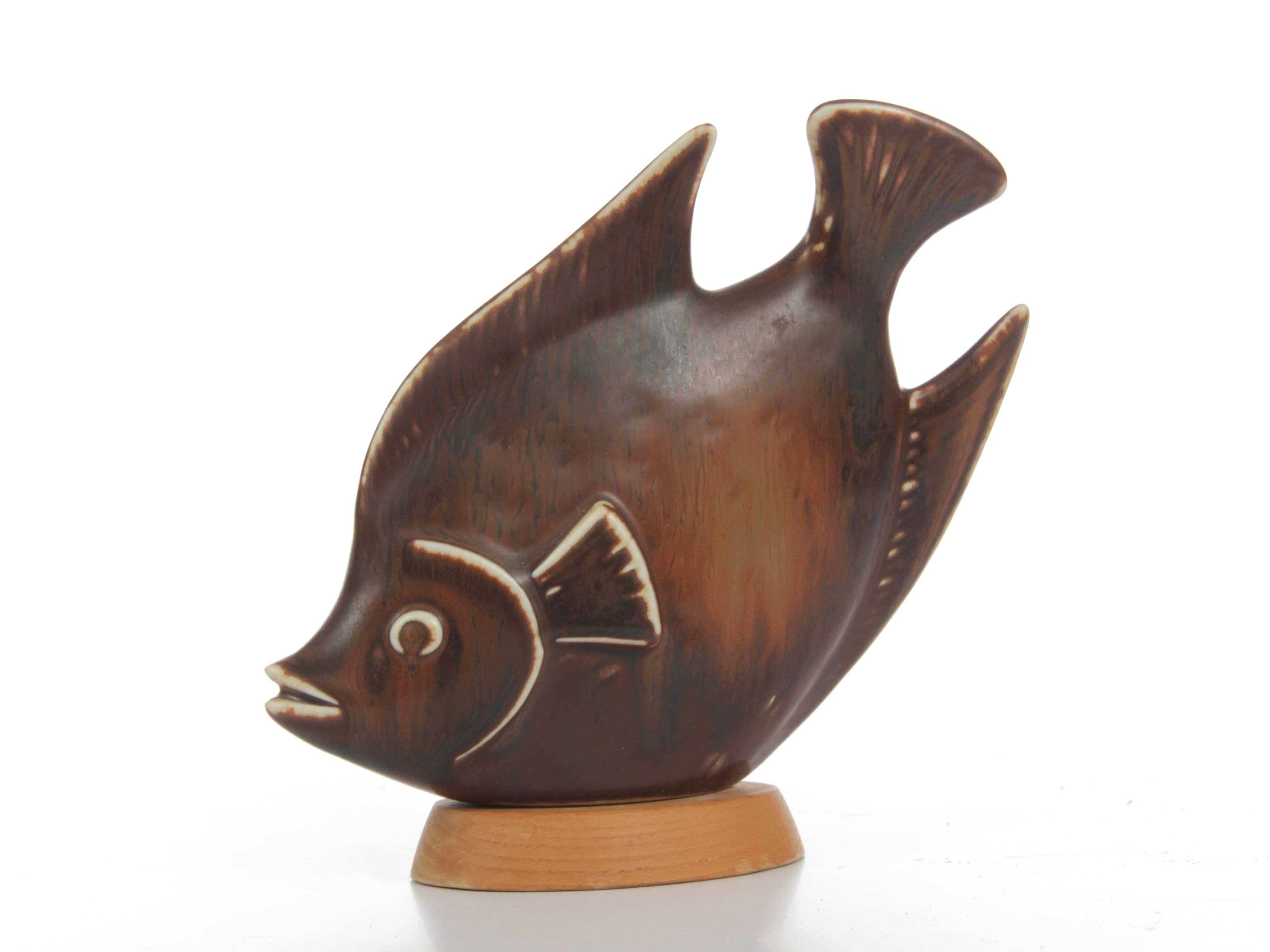 Mid-Century Modern Scandinavian ceramic by Gunnar Nylund: fish. Brown mat glazure, haze fur.