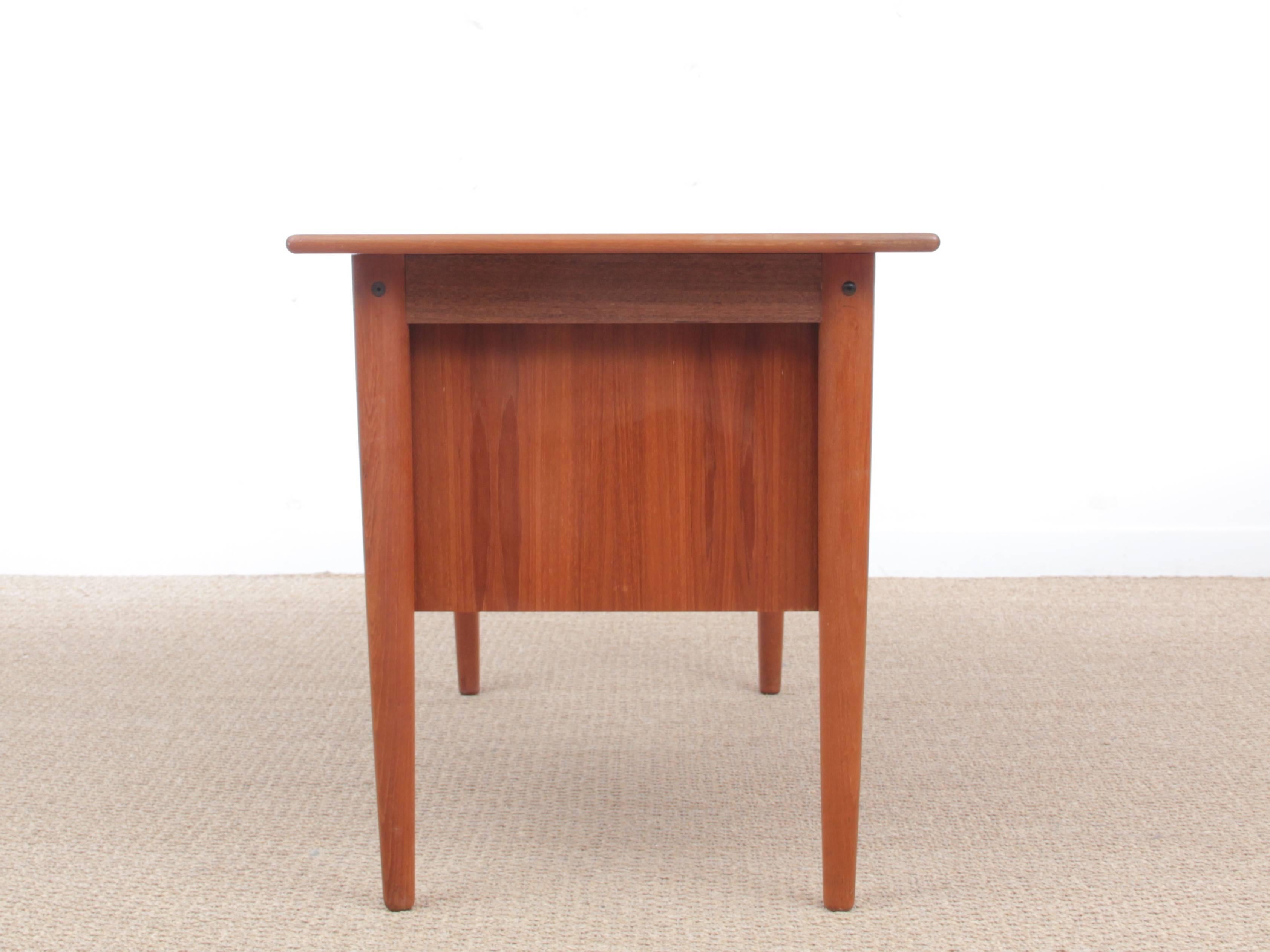 Mid-Century Modern Scandinavian Desk in Teak 2