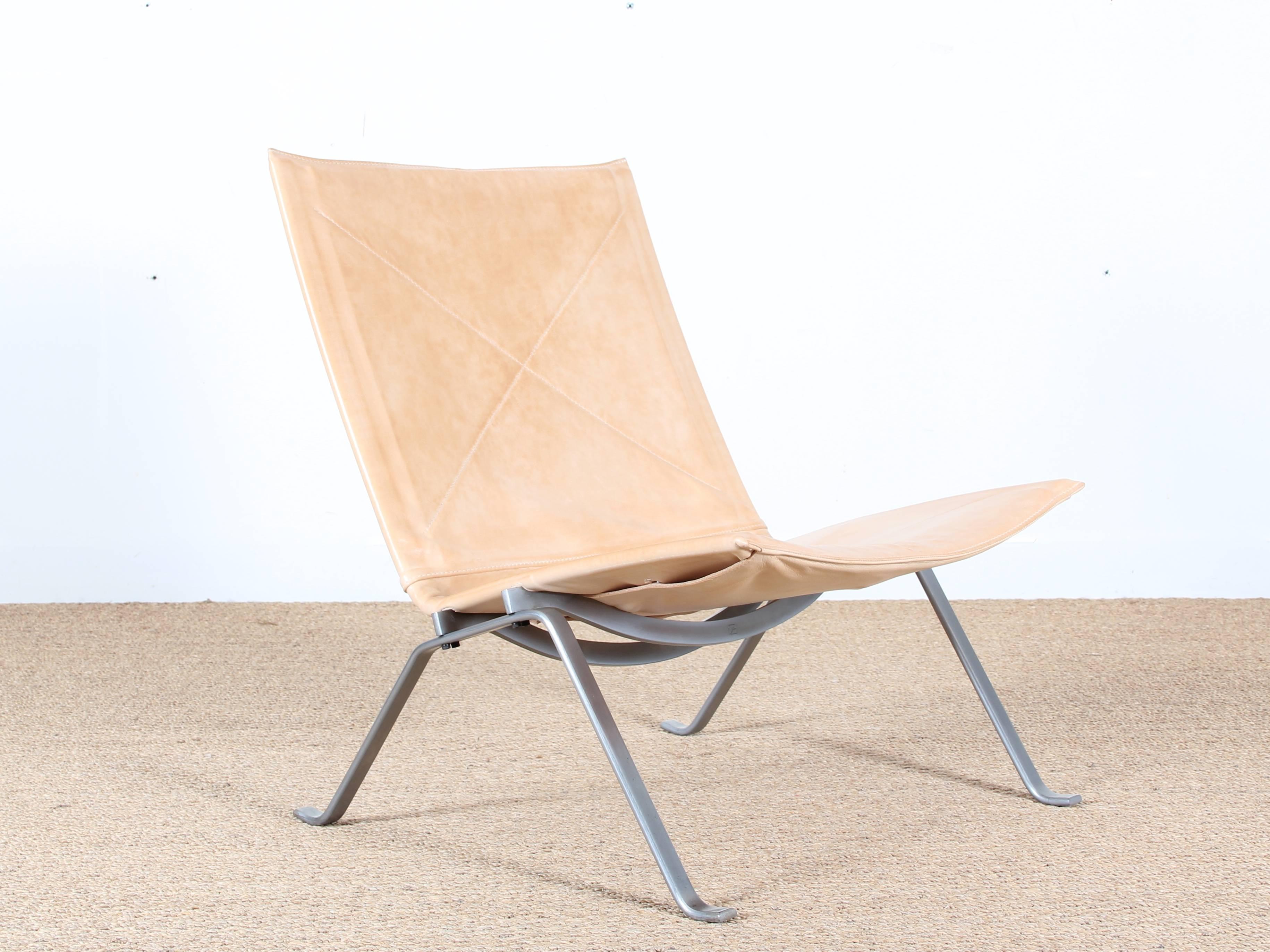 Danish Mid-Century Modern Pair of PK 22 Chairs by Poul Kjaerholm for Kold Christiansen