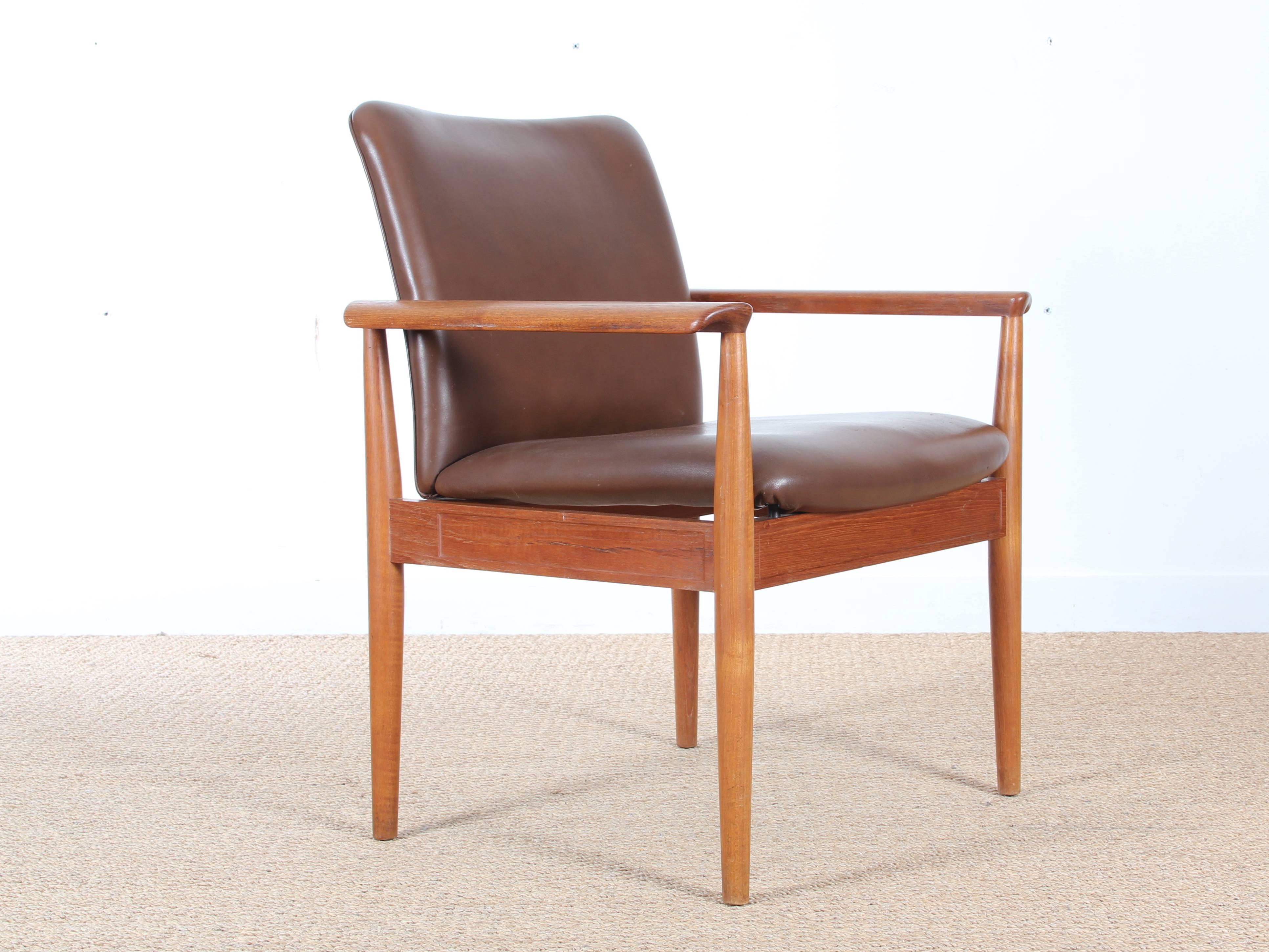 Mid-Century Modern Scandinavian Set of Six Diplomat Armchairs by Finn Juhl In Excellent Condition In Courbevoie, FR