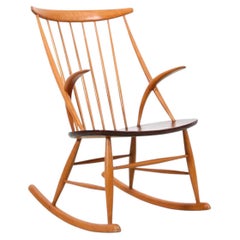 Mid-Century modern scandinavian rocking chair by Illum Wikkelsø model IW3