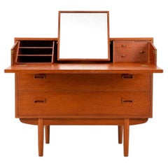 Comodino scandinavo in stile mid-modern in teak di Borge Mogensen