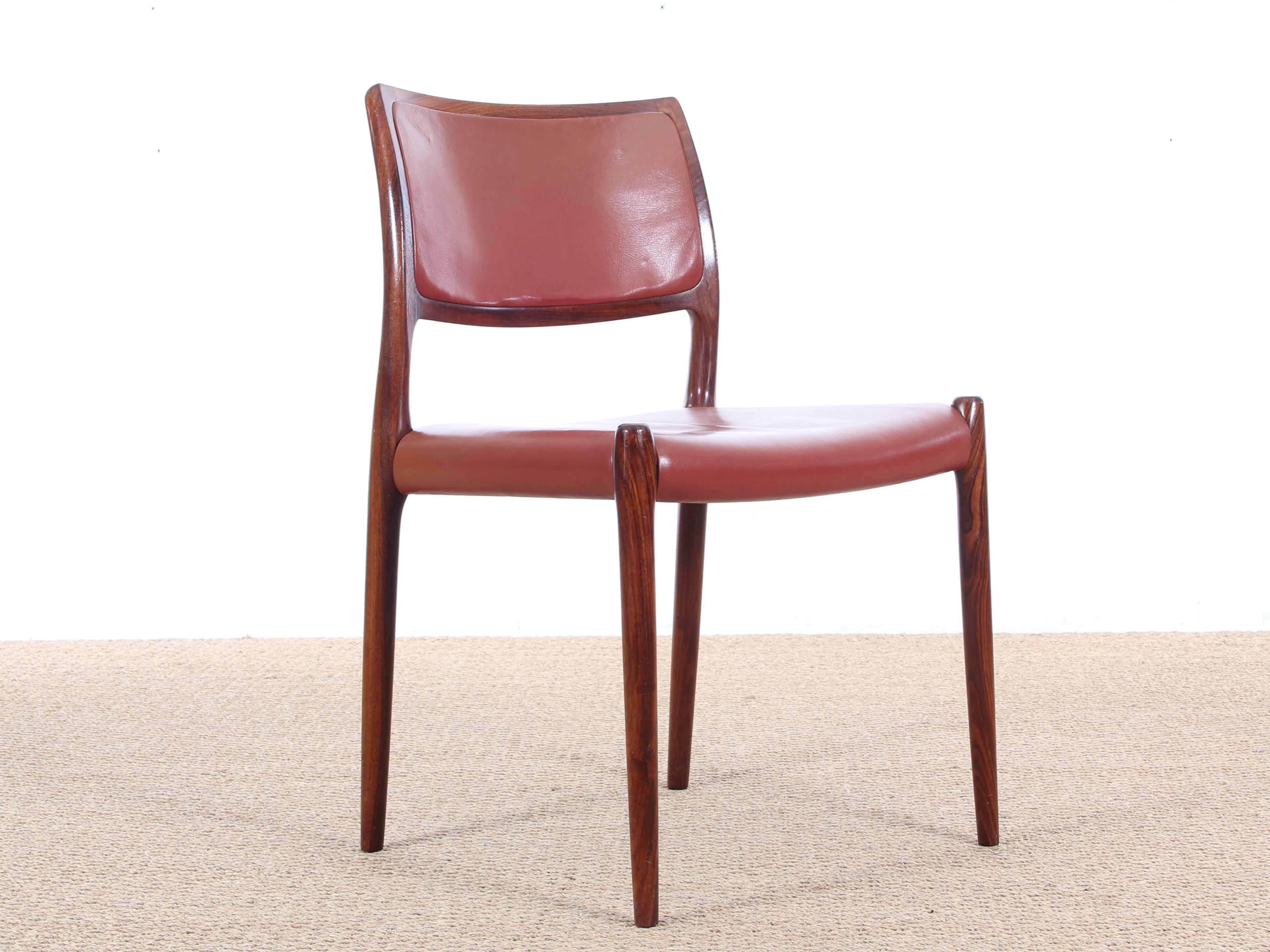 Mid-Century Danish Set of Six Chairs in Rosewood by Niels Møller In Excellent Condition For Sale In Courbevoie, FR