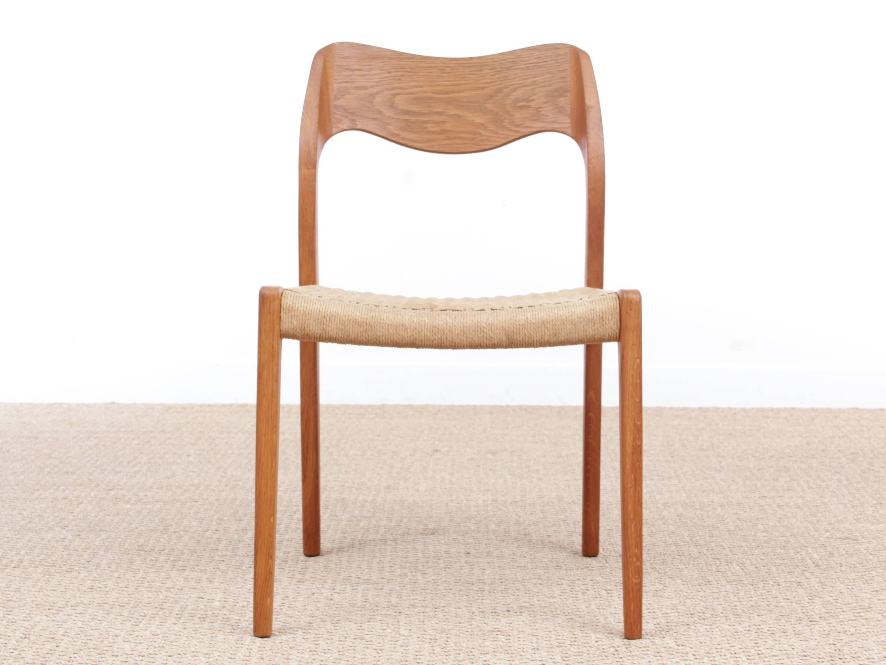 Mid-Century Modern Danish Chair in Oak Model 71 by Niels O. Møller In Excellent Condition In Courbevoie, FR