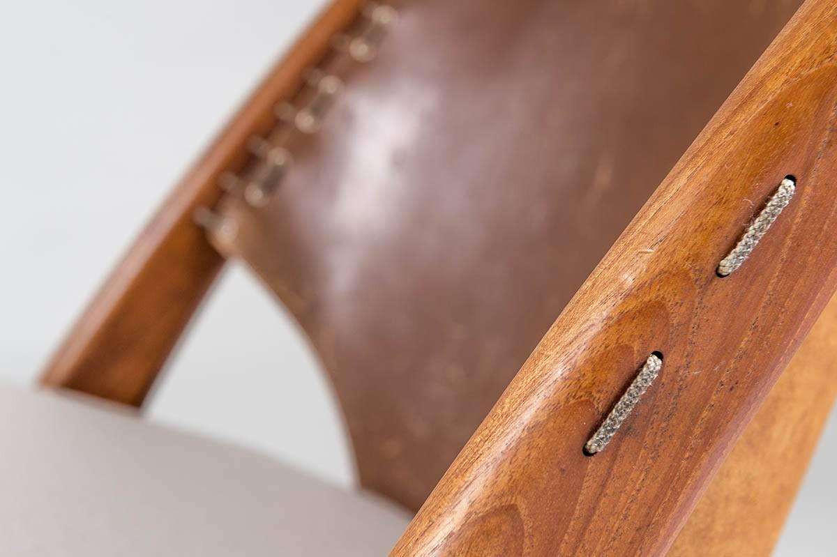 Scandinavian Lounge Chair Krysset 