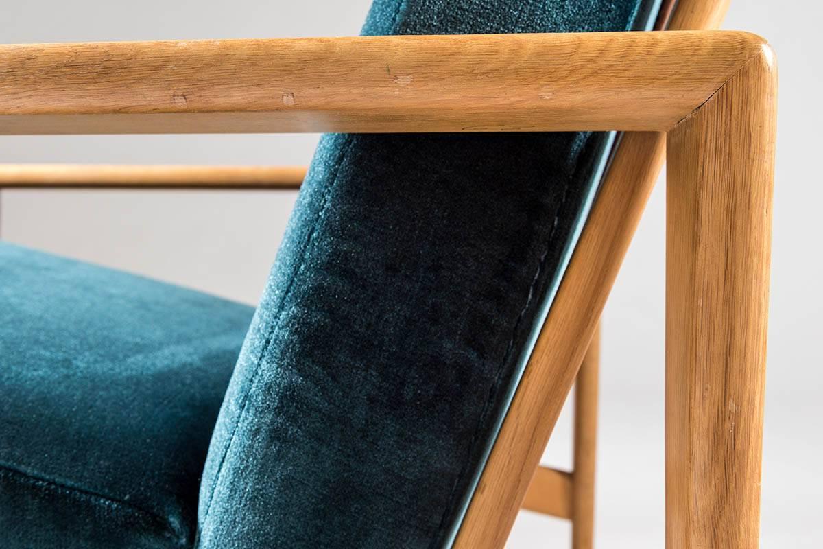 Leather Scandinavian Mid-Century Lounge Chairs 