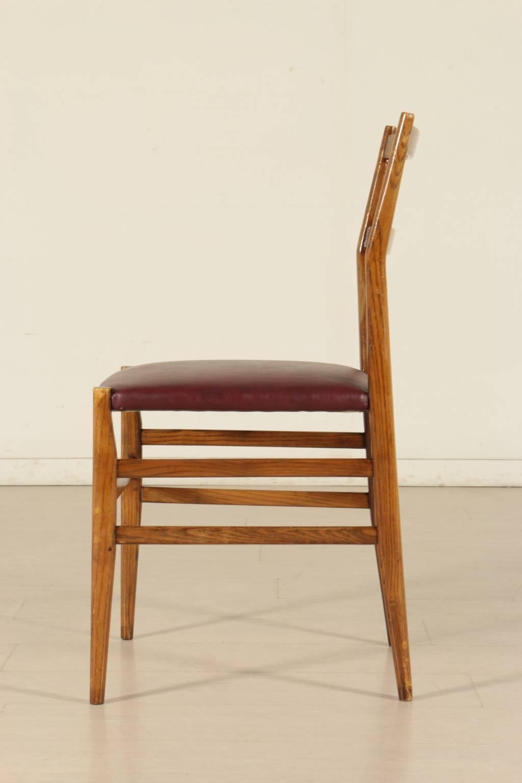 Six Leggera Chairs by Gio Ponti for Cassina Ash, Foam, Leatherette, Italy 1950s In Good Condition In Milano, IT