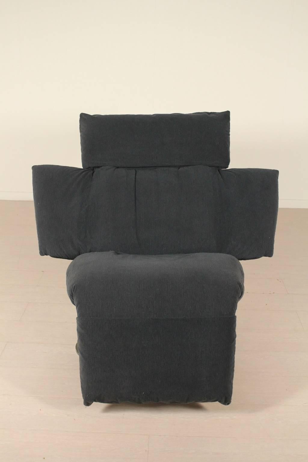 Modern Lounge Chair by Pascal Mourgue for Ligne Roset Foam Velvet Metal, France, 1980s