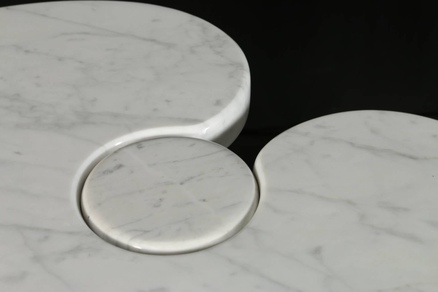 White Carrara Marble 'Eros' Coffee Table by Angelo Mangiarotti for Skipper In Good Condition In Milano, IT