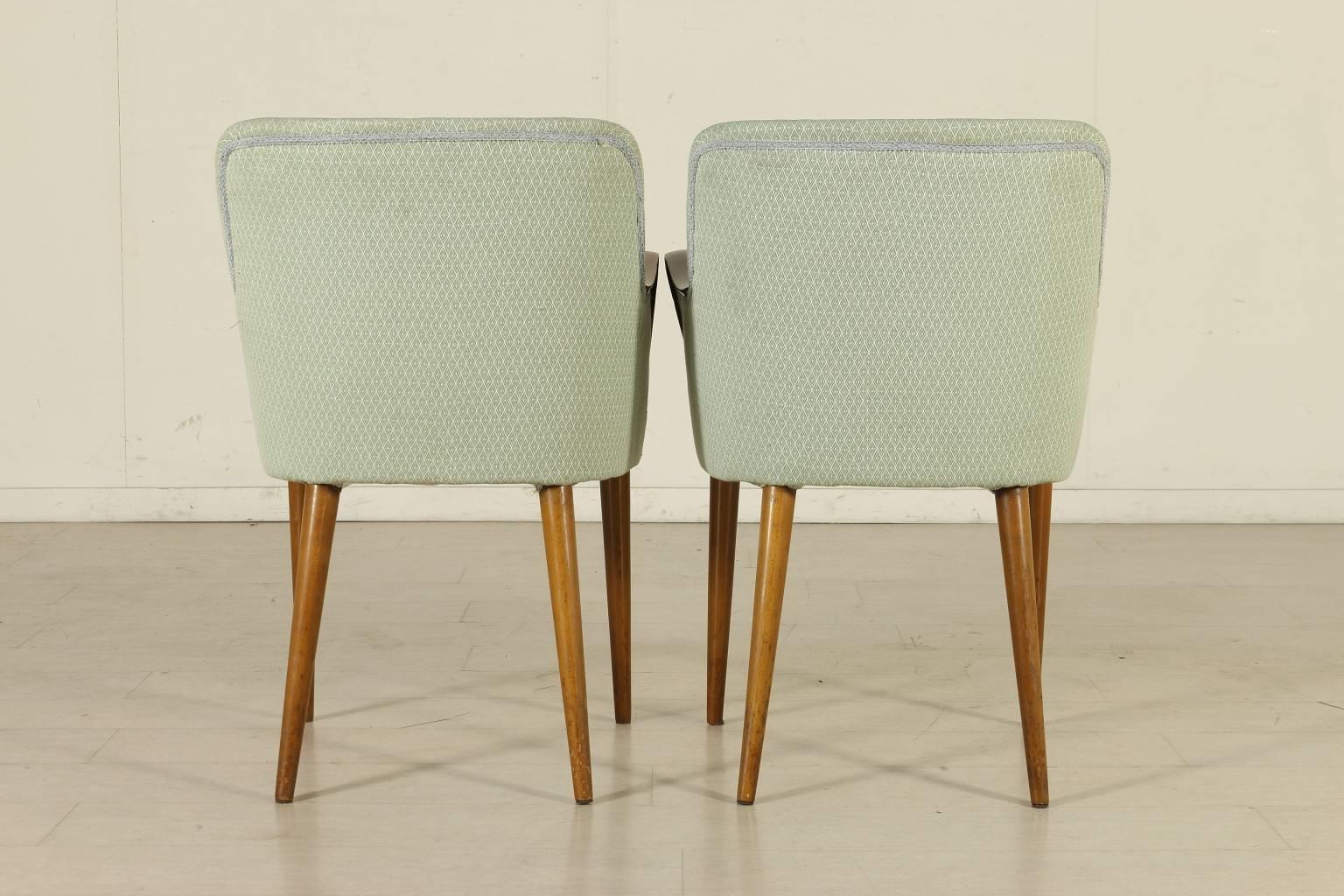 Two Chairs by Osvaldo Borsani for Tecno Foam Fabric Stained Beech Vintage, 1950s In Good Condition In Milano, IT