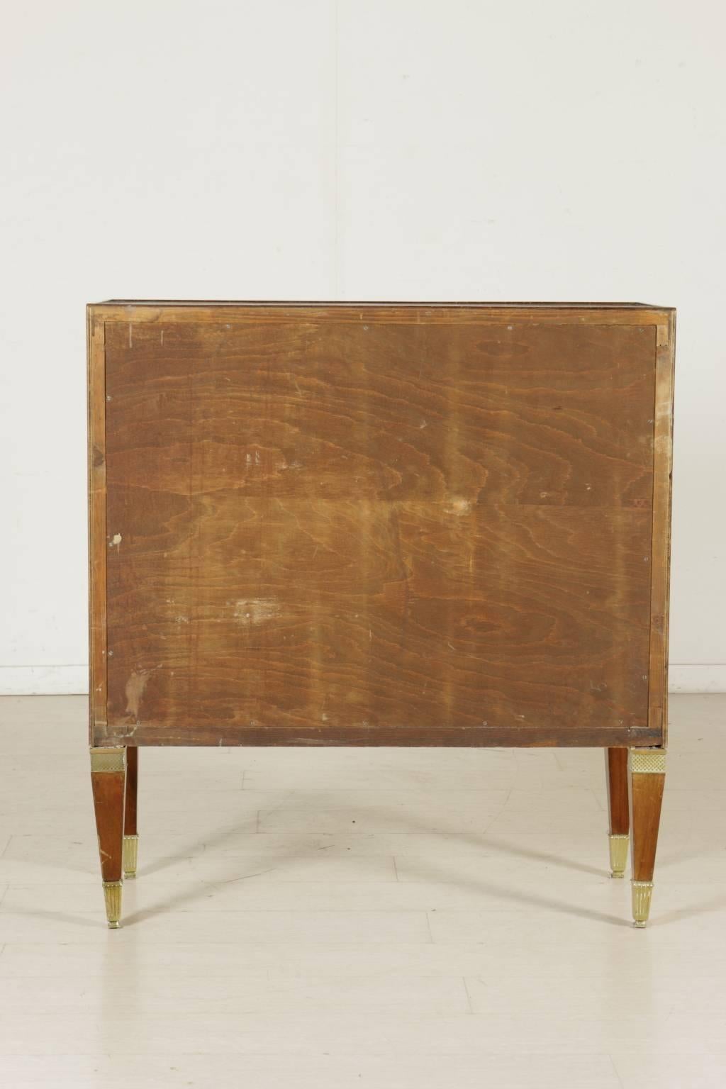 Elegant Cabinet Attributed to Paolo Buffa Mahogany Veneer Brass Vintage, 1950s In Good Condition In Milano, IT