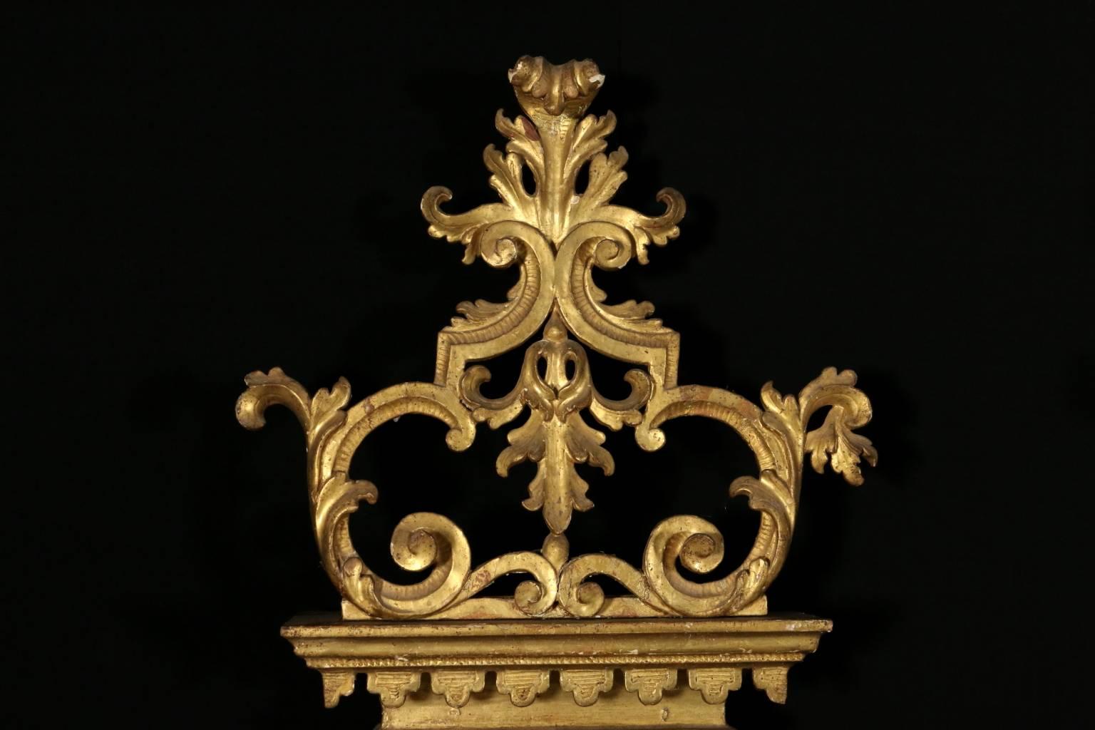 Early 18th Century Baroque Linden Carved and Gilded Wall Mirror for Fireplace 1