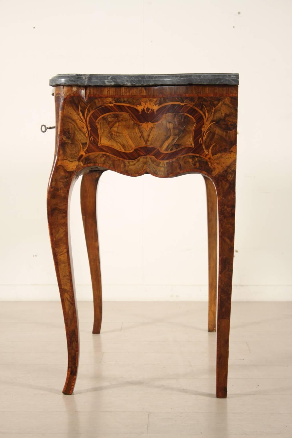 Late 18th Century Baroque Revival Walnut Burl Veneered Wall Table 5