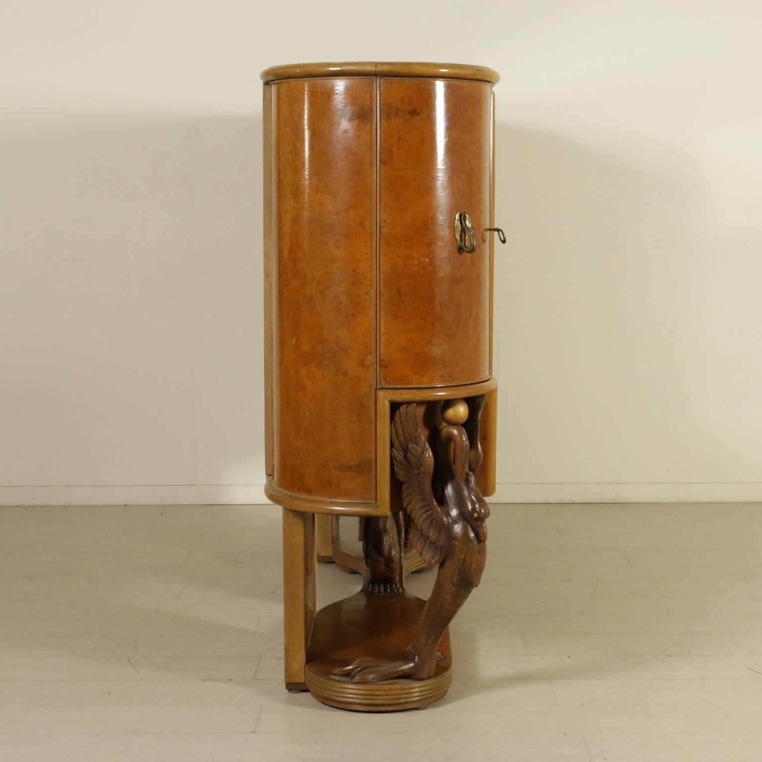 Showcase Sliding Doors Burl Veneer Carved Legs Brass Vintage, Italy, 1940s 3