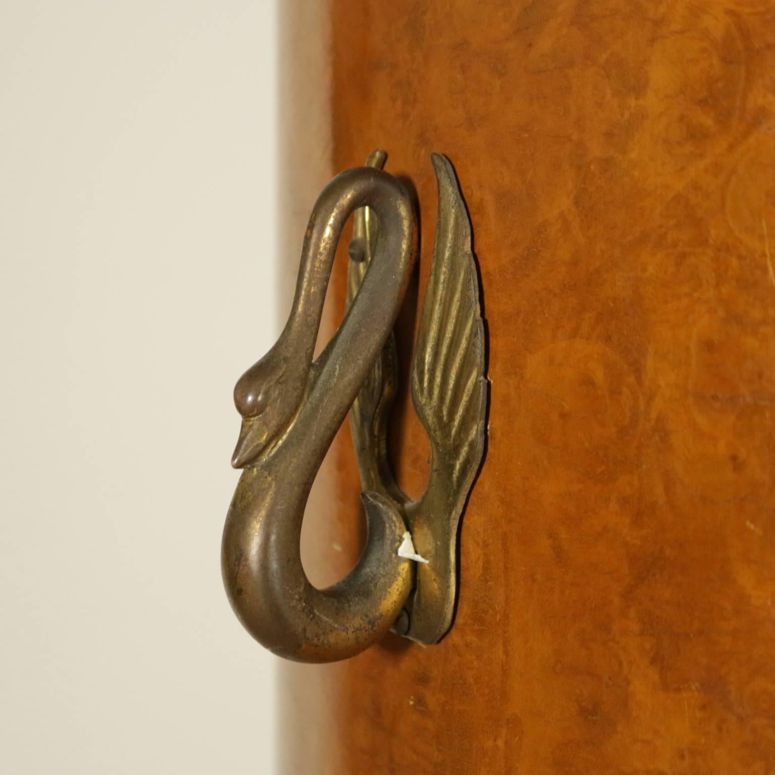 Mid-20th Century Showcase Sliding Doors Burl Veneer Carved Legs Brass Vintage, Italy, 1940s